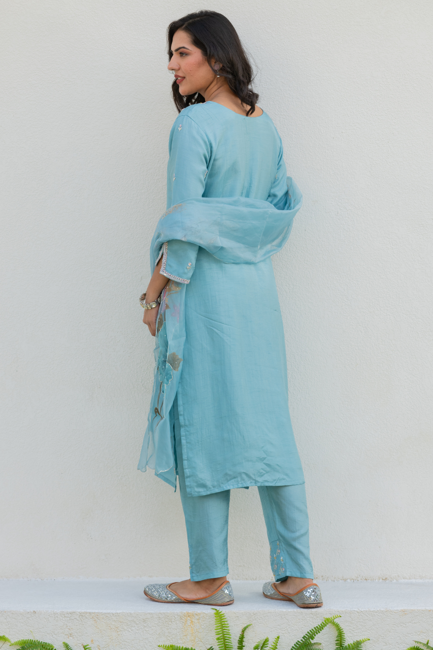 Nazrana Silk Hand Embroidered Pant Set - The Jaipur Studio