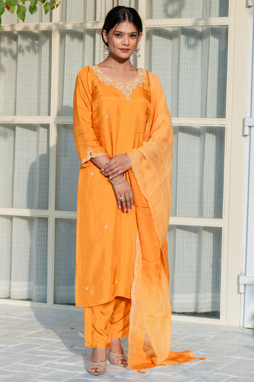 'Aabroo' Silk Hand Embroidered Pant Set - The Jaipur Studio