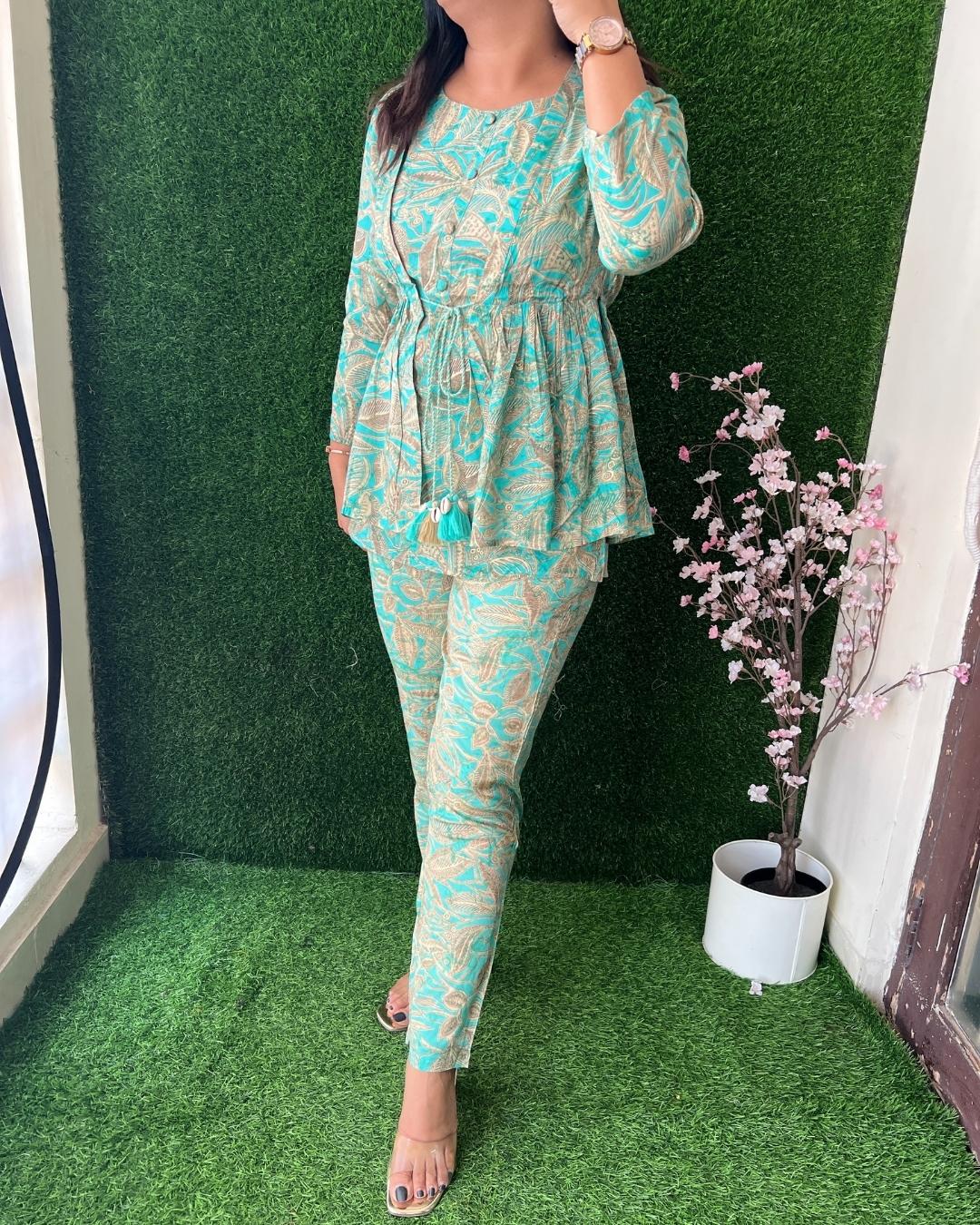 Trendy Muslin Coord Set with Detachable Jacket Green - The Jaipur Studio