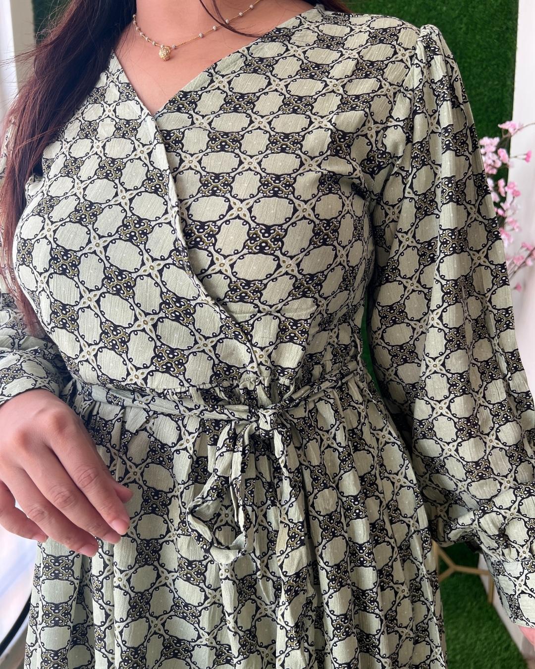 Daisy Crape Coord set with Belt - The Jaipur Studio