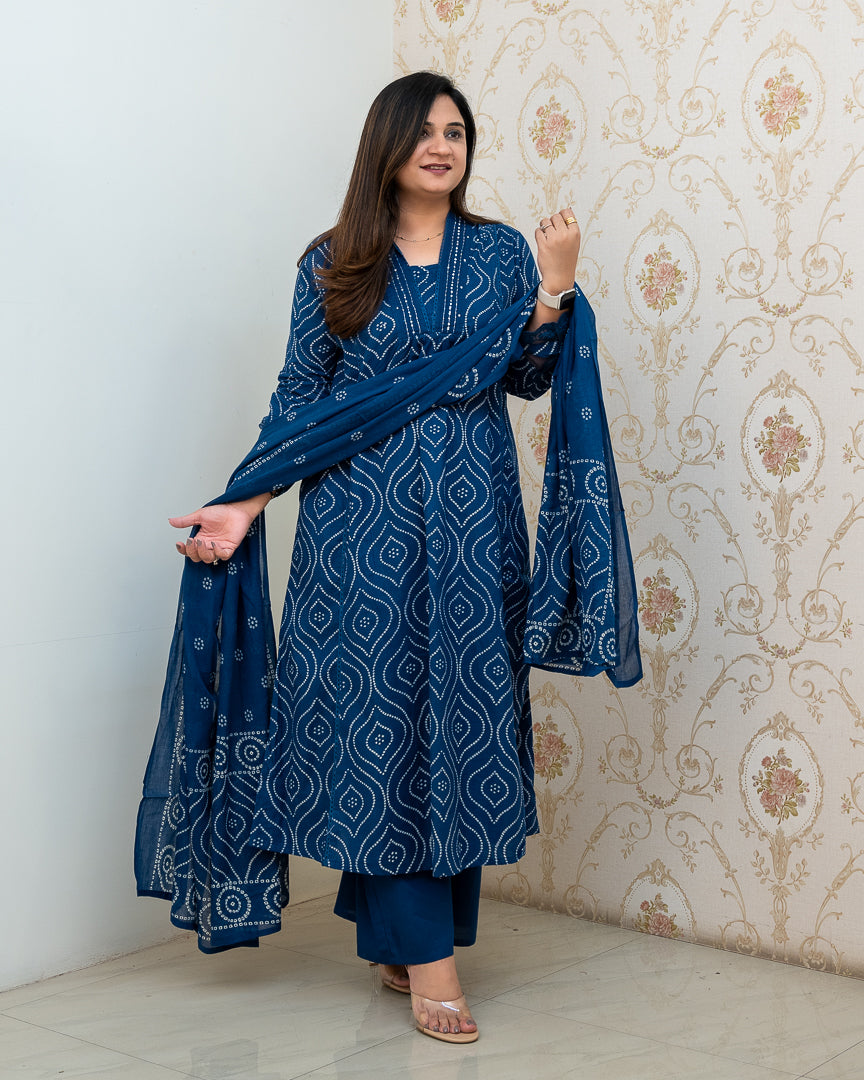 ‘Heena’ Cotton A-line Embroidered Divider Set - The Jaipur Studio