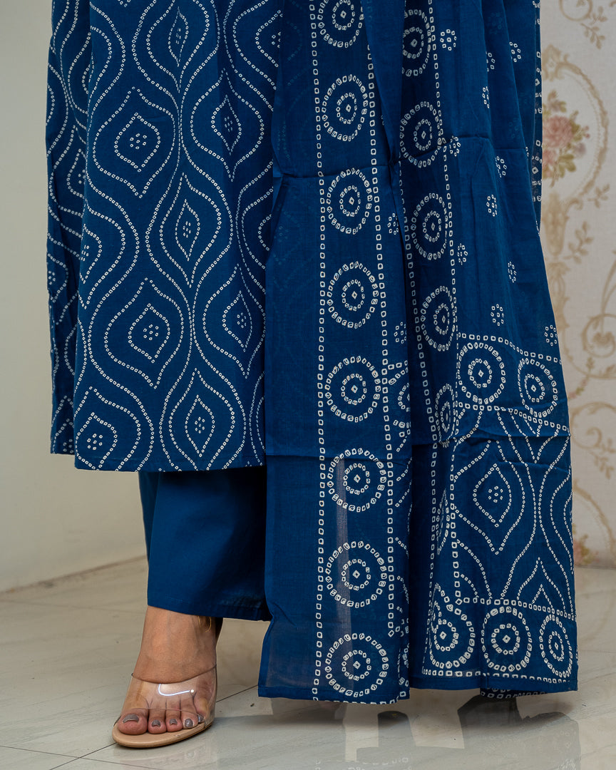 ‘Heena’ Cotton A-line Embroidered Divider Set - The Jaipur Studio
