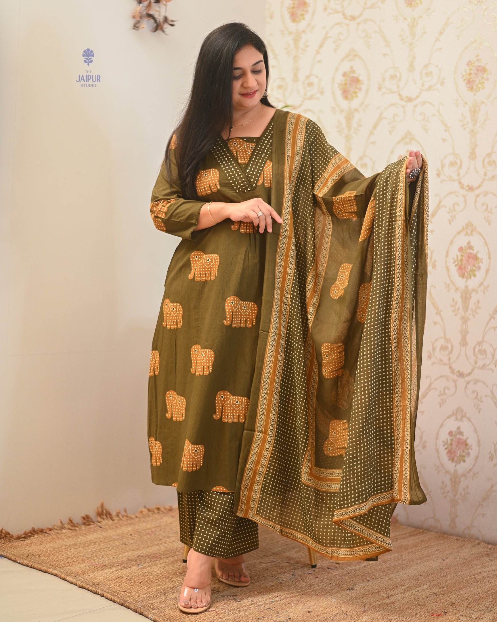 Aisha Cotton HandEmbroidery Detailed Pant Set - The Jaipur Studio