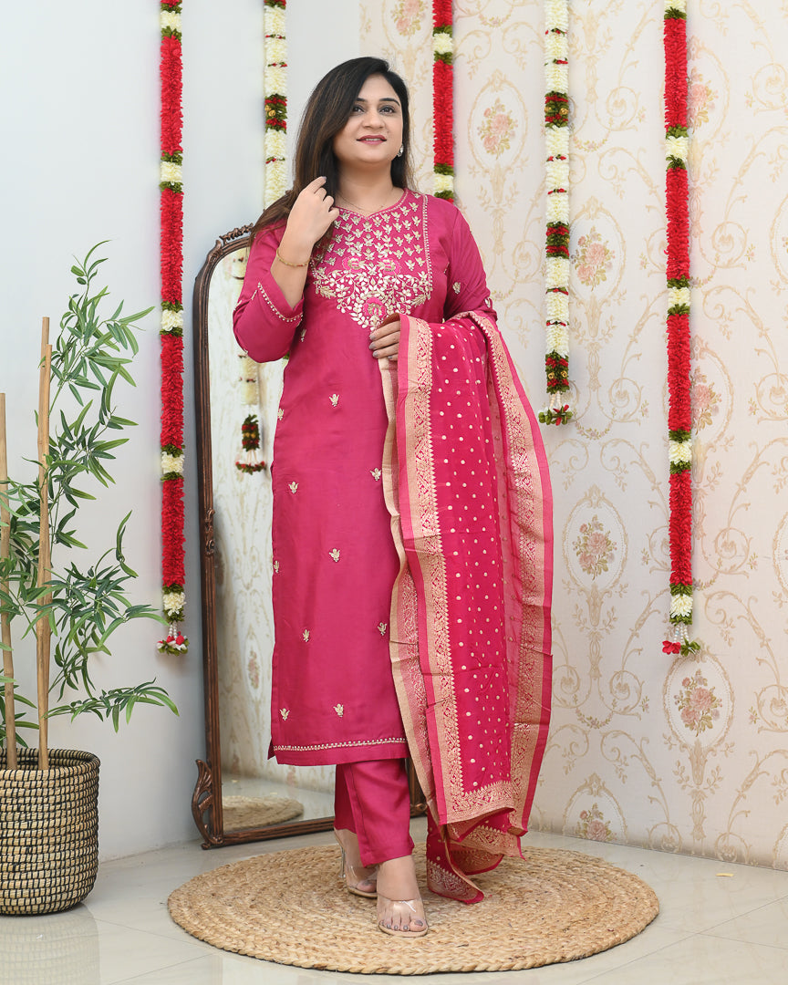 'Zari Noor' Premium Chanderi Embroidered Pant Set - The Jaipur Studio
