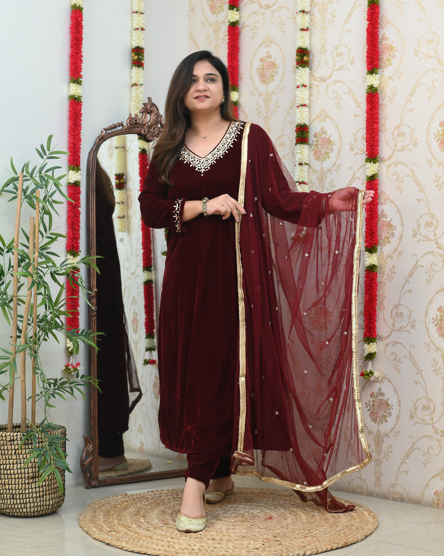 'Amisha' Velvet Hand Embroidered Pant Set - The Jaipur Studio