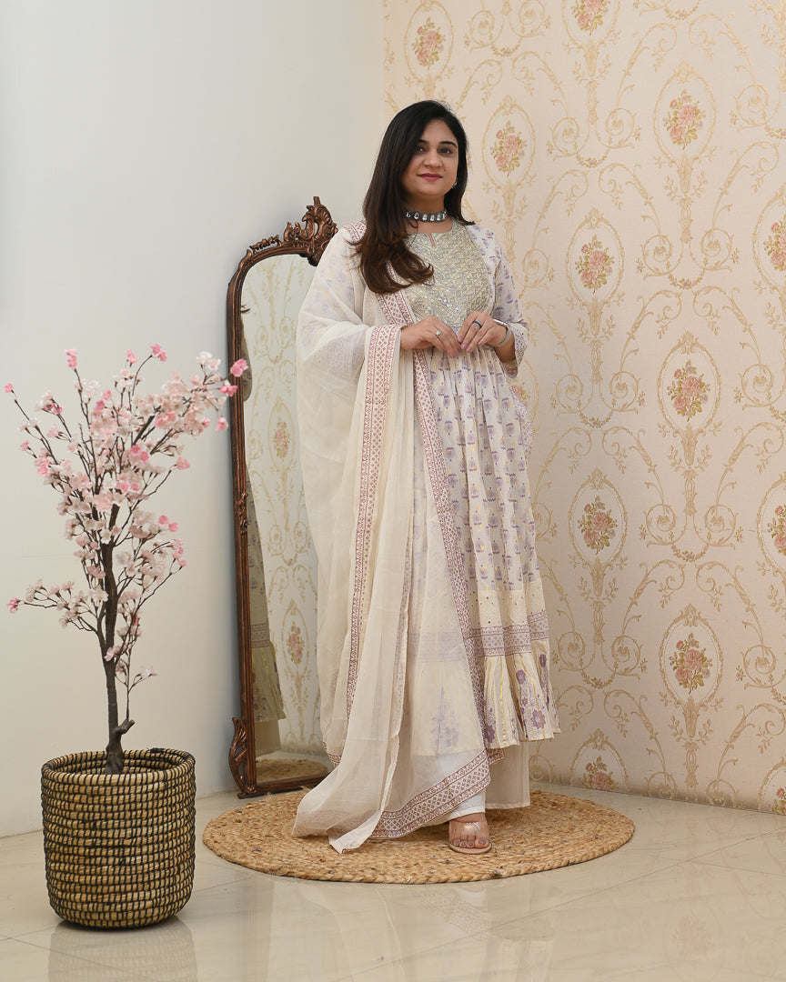‘Charvi’ Cotton Embroidered Nyra Divider Set - The Jaipur Studio