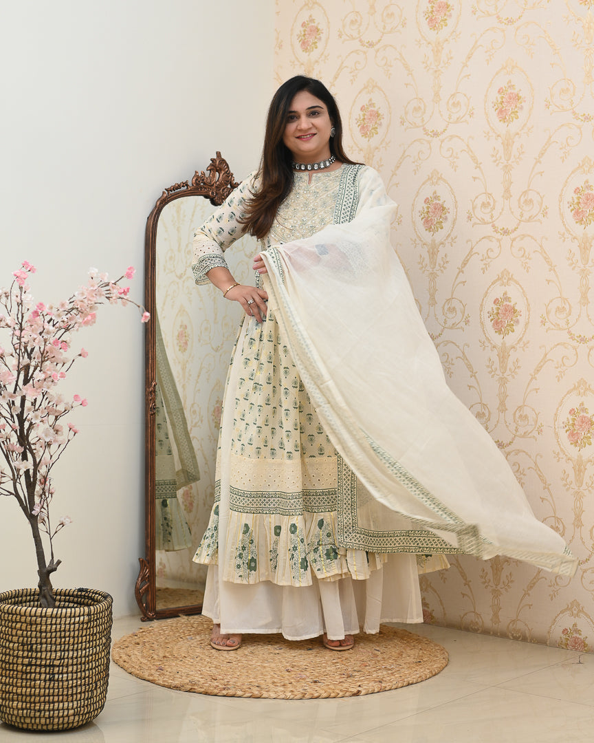 ‘Charvi’ Cotton Embroidered Nyra Divider Set - The Jaipur Studio