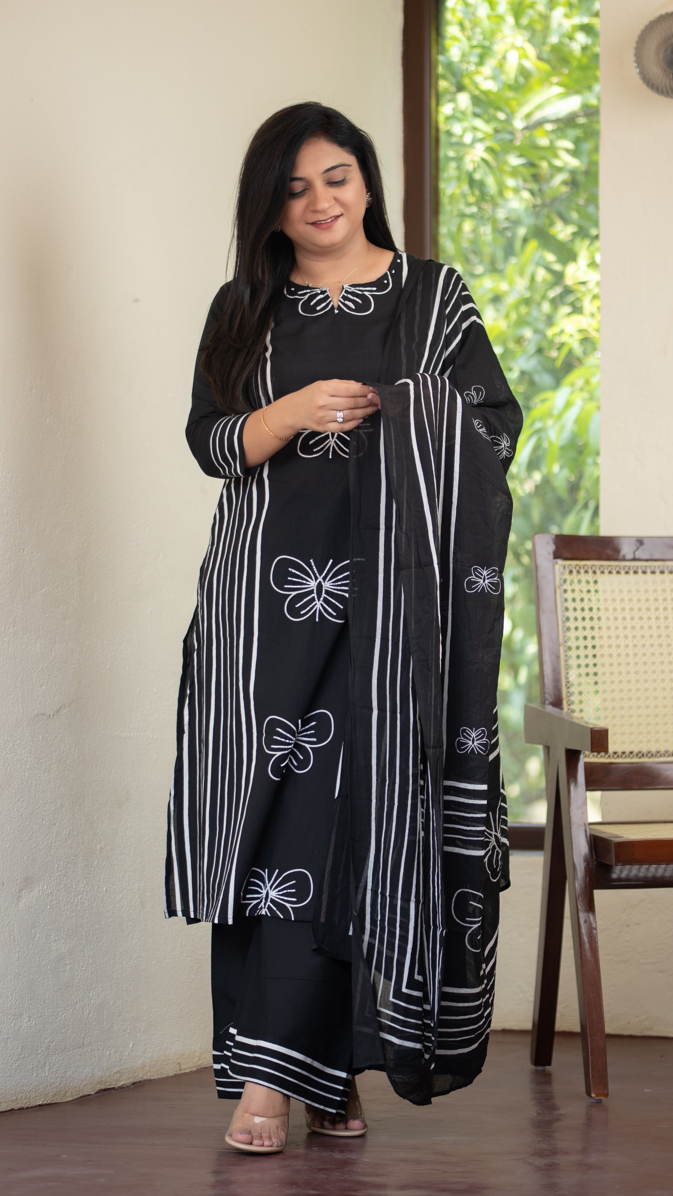 Anaya Cotton HandEmbroidered Divider set - The Jaipur Studio