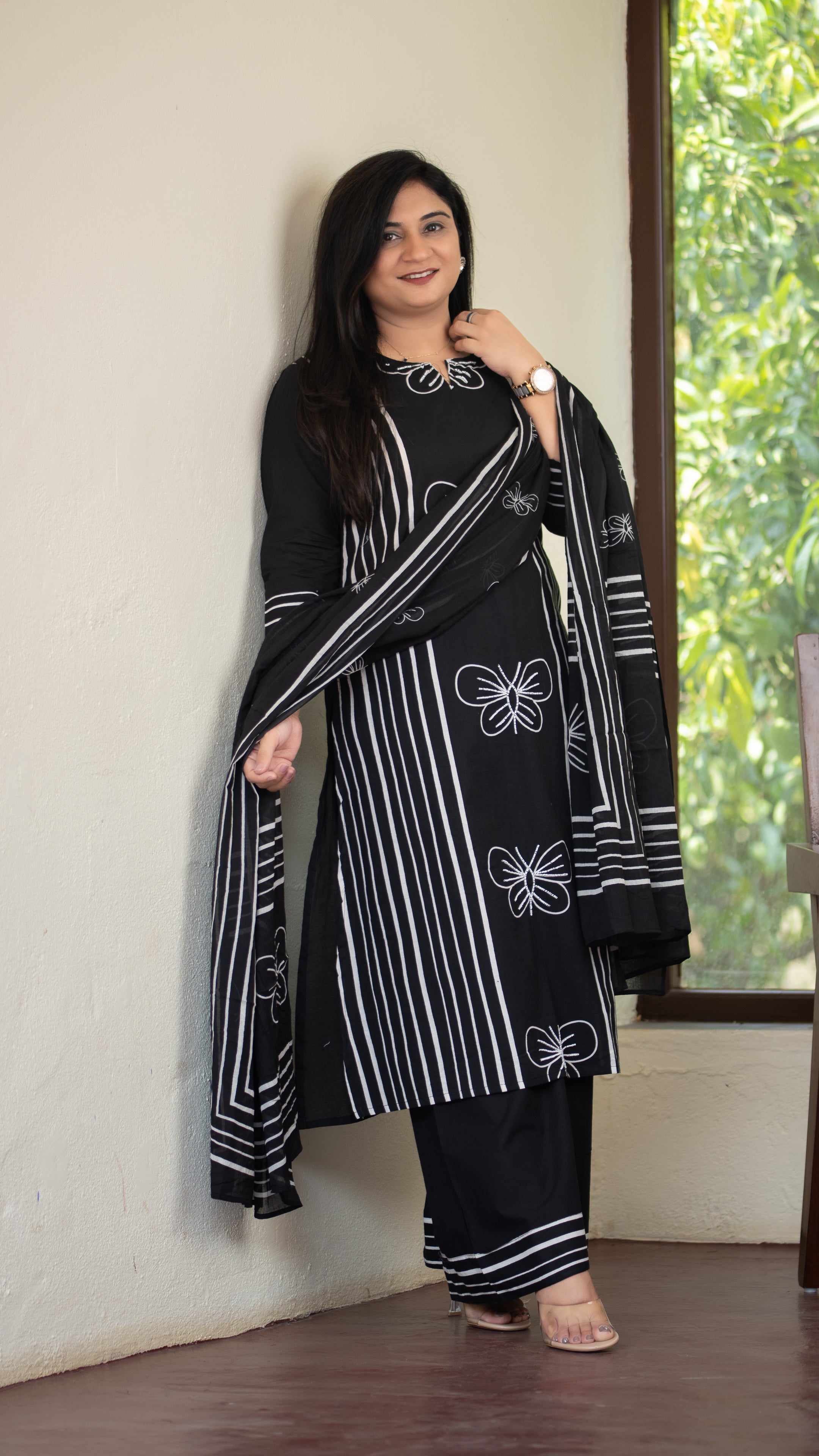 Anaya Cotton HandEmbroidered Divider set - The Jaipur Studio