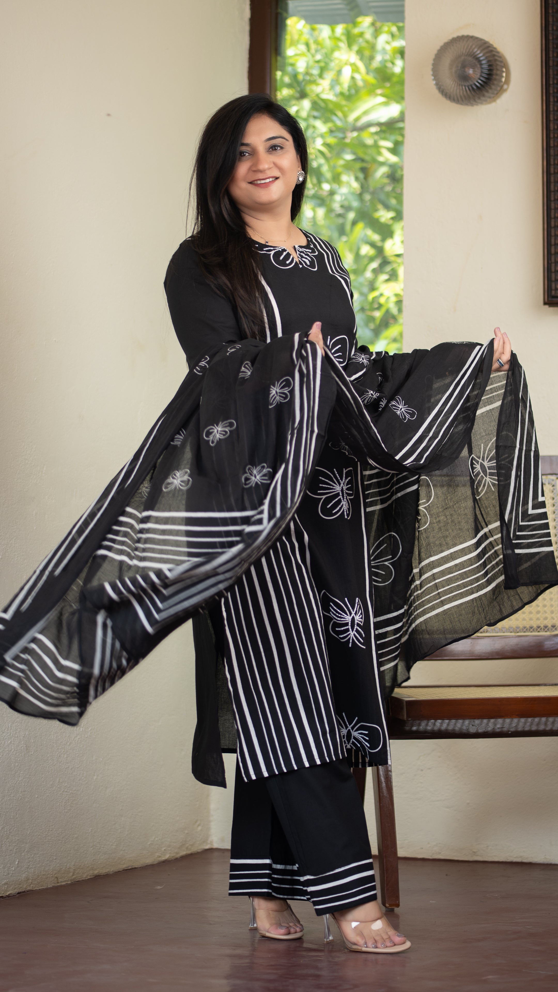 Anaya Cotton HandEmbroidered Divider set - The Jaipur Studio