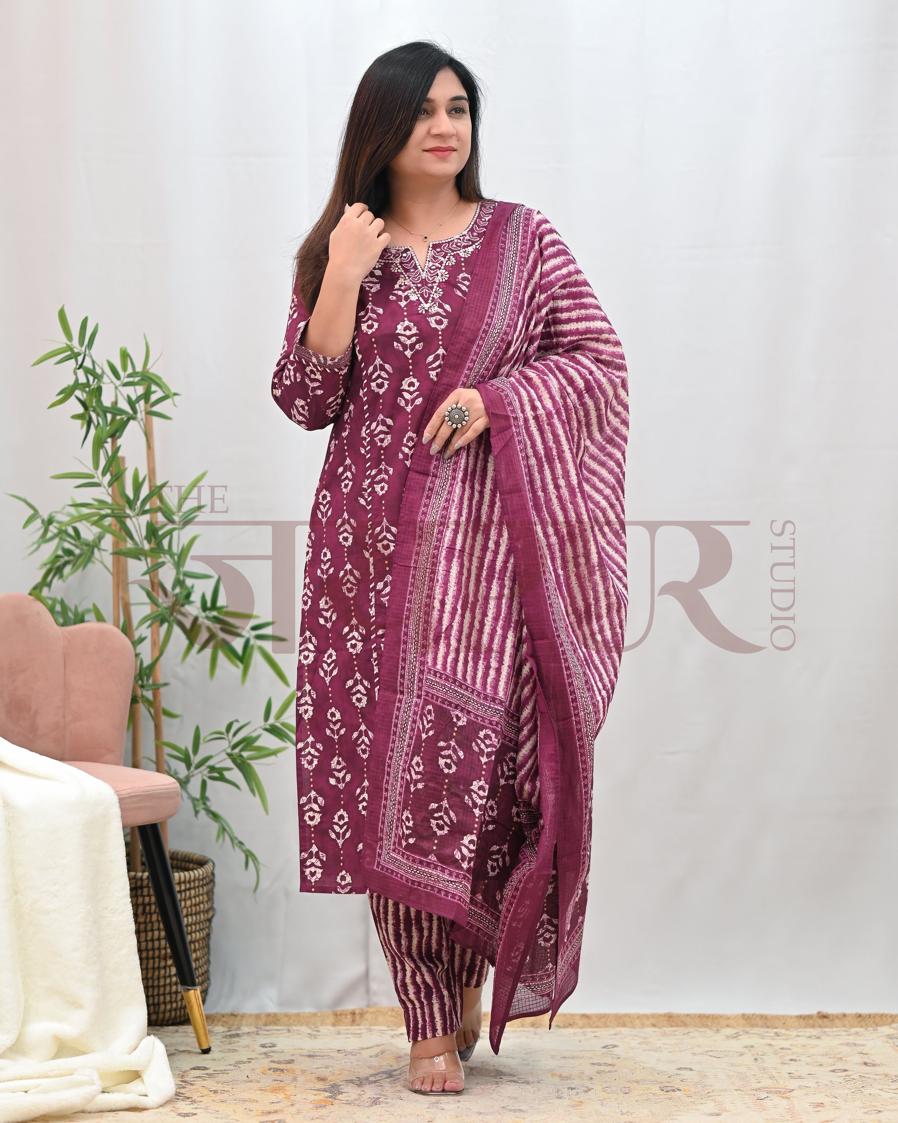 Anina Cotton Zari Embroidered Pant Set - The Jaipur Studio