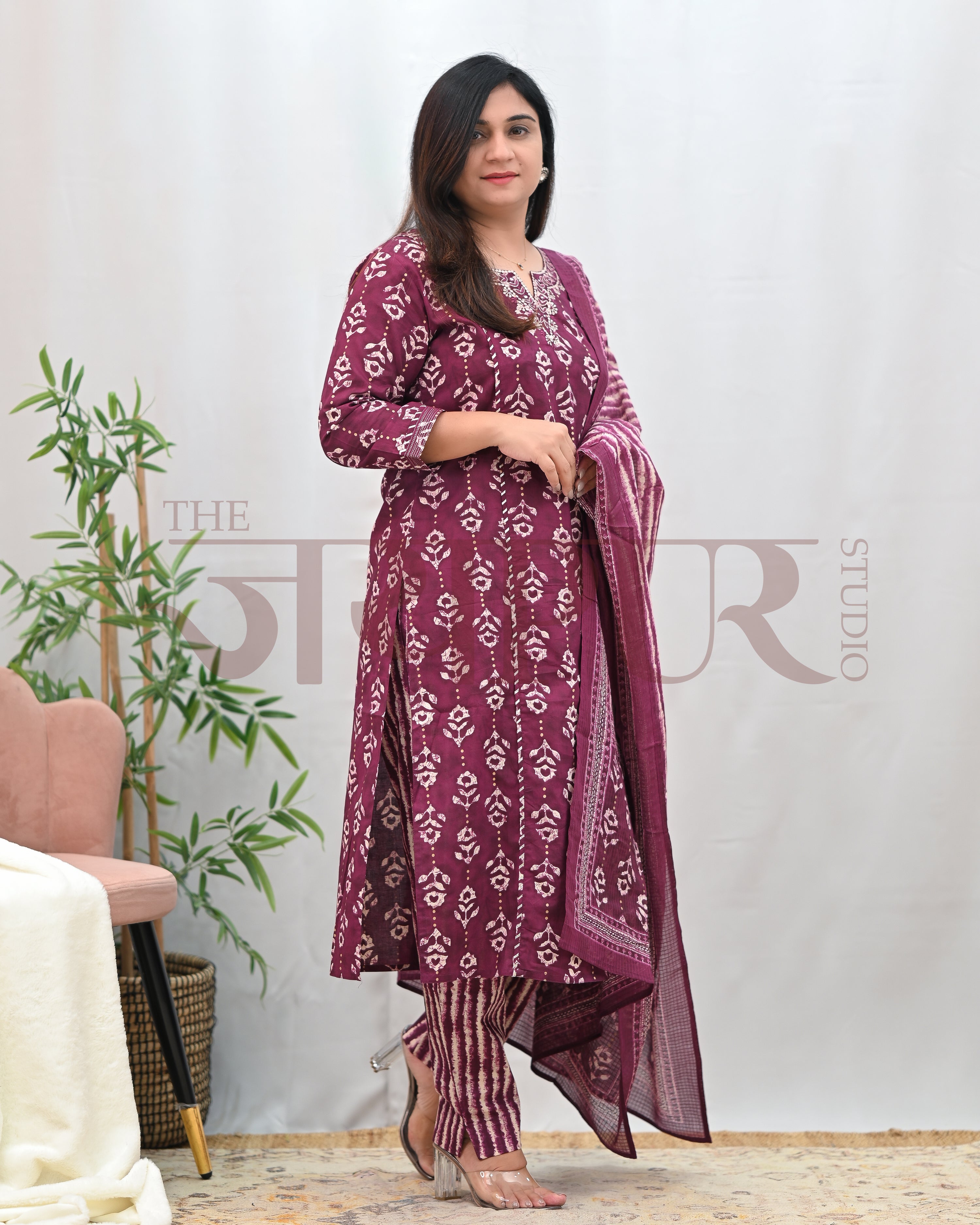 Anina Cotton Zari Embroidered Pant Set - The Jaipur Studio