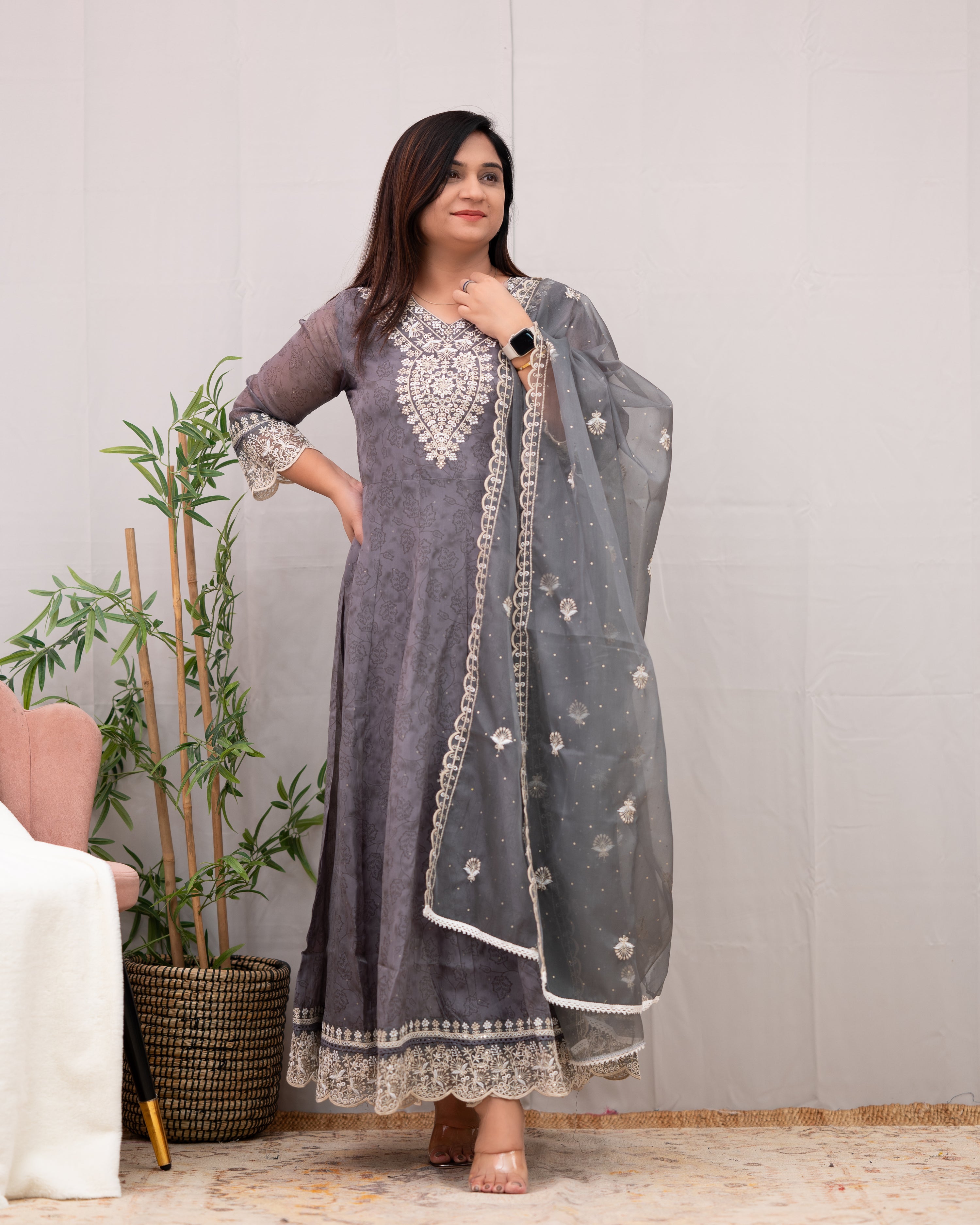 Sahaj Premium Organza embroidered Pant Set - The Jaipur Studio