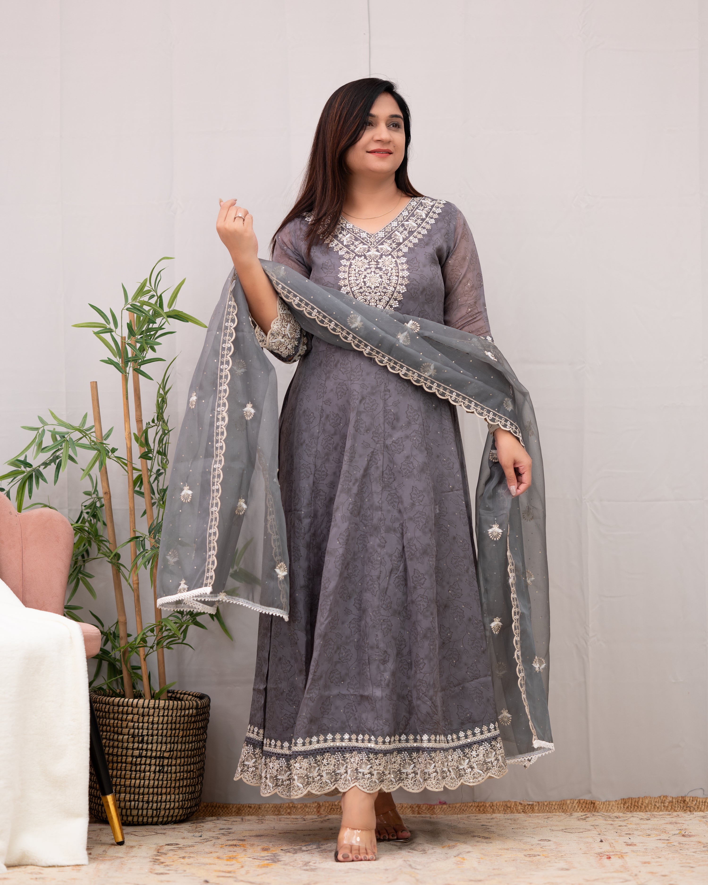 Sahaj Premium Organza embroidered Pant Set - The Jaipur Studio