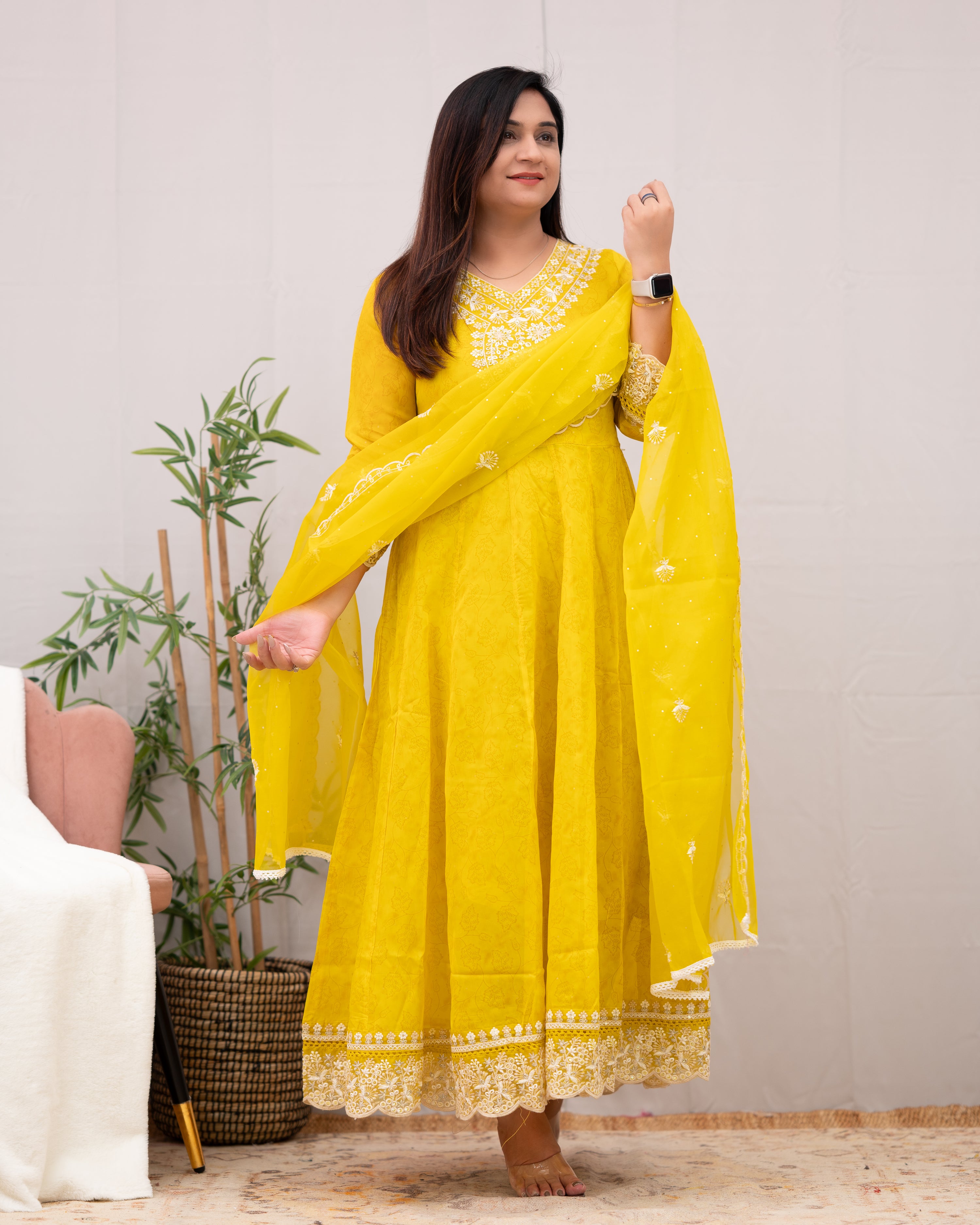 Sahaj Premium Organza embroidered Pant Set - The Jaipur Studio