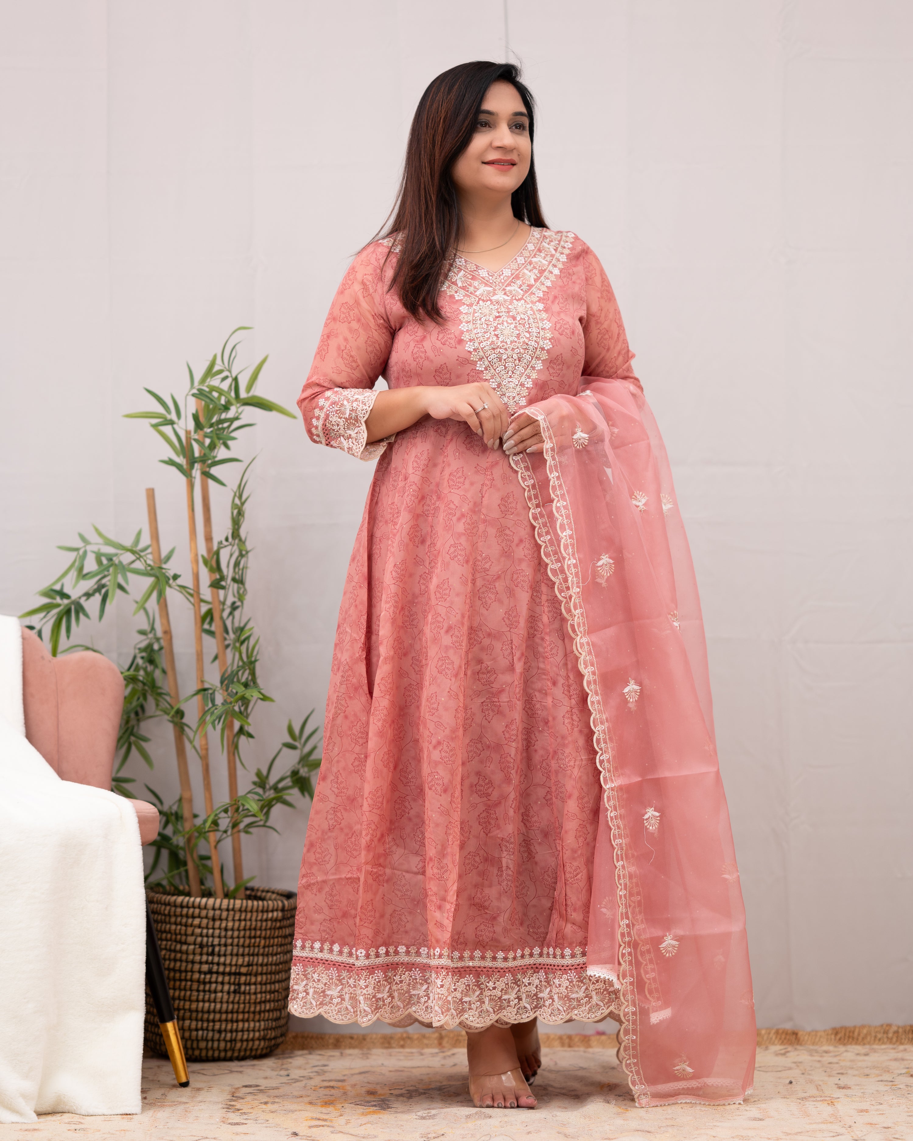 Sahaj Premium Organza embroidered Pant Set - The Jaipur Studio