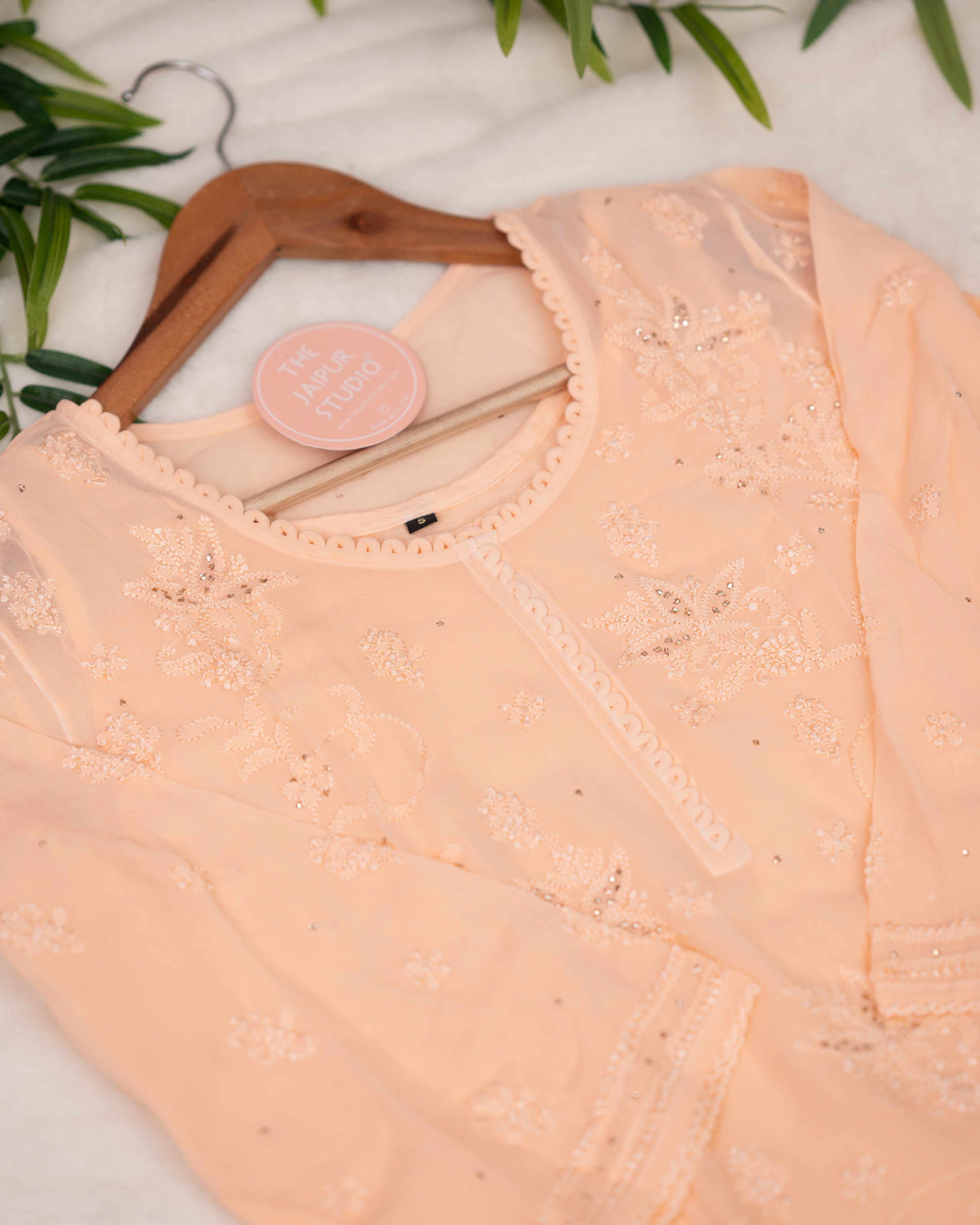 Premium Georgette Hand Embroidered Lucknowi Kurta - The Jaipur Studio