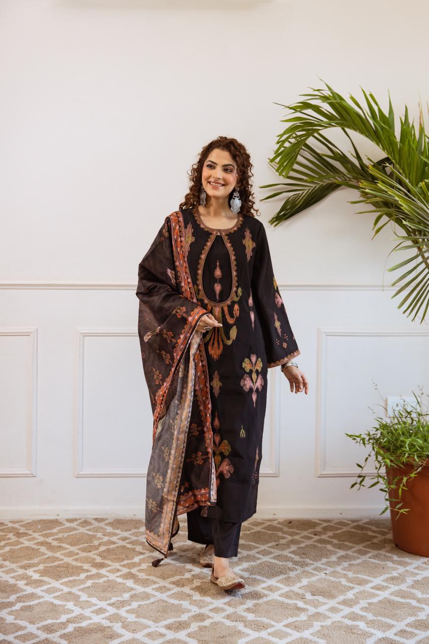Daisy Muslin Embroidered Pant Set - The Jaipur Studio
