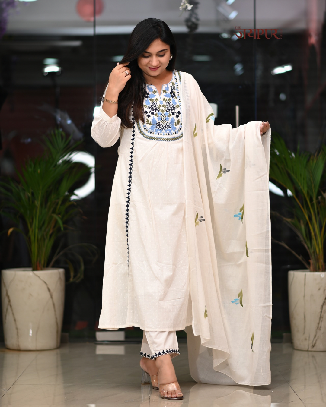 Aanchal Ivory Embroidered Hand Brush Dupatta Set - The Jaipur Studio
