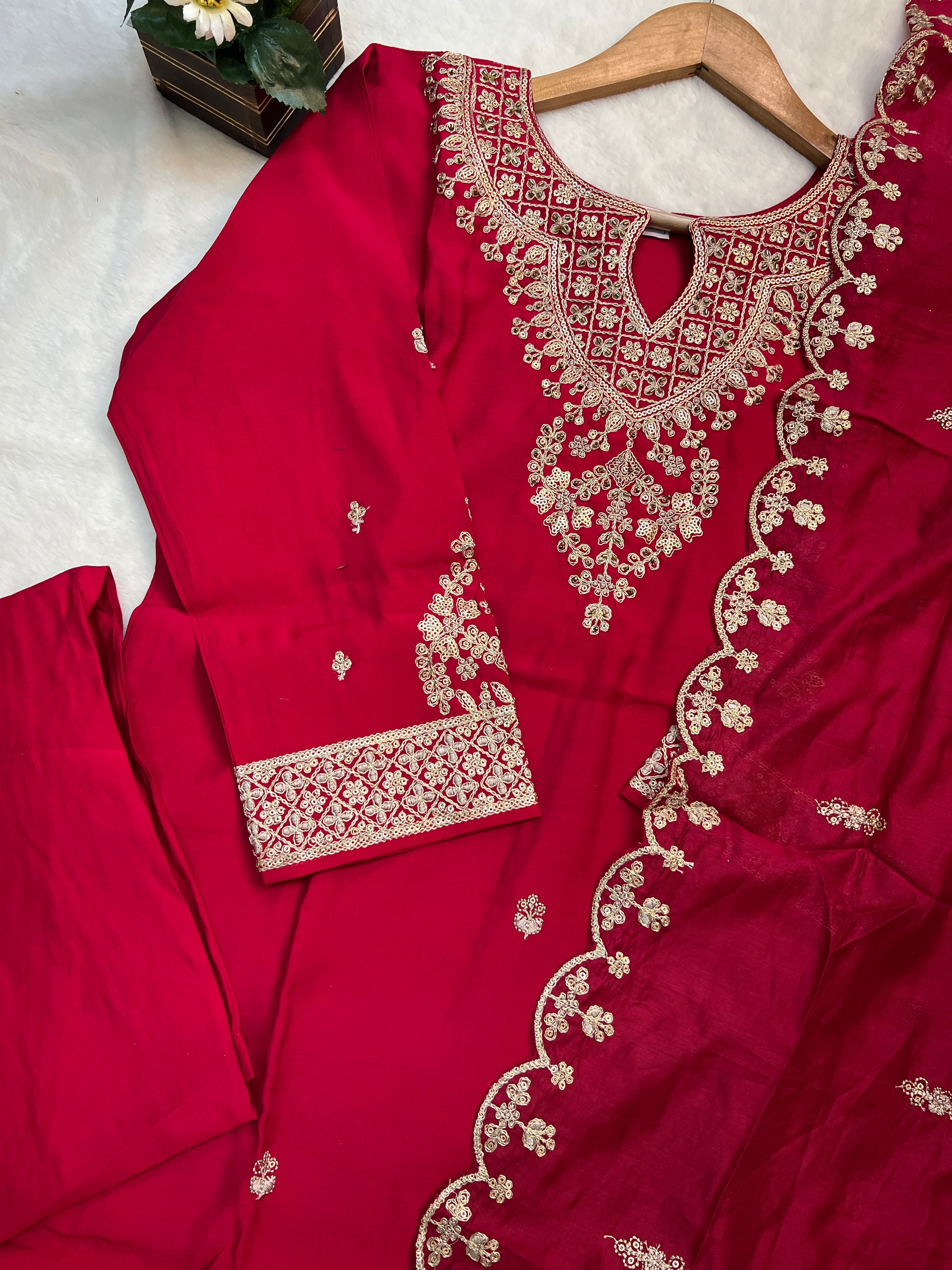 'Shagun' Muslin Hand Embroidered Pant Set - The Jaipur Studio