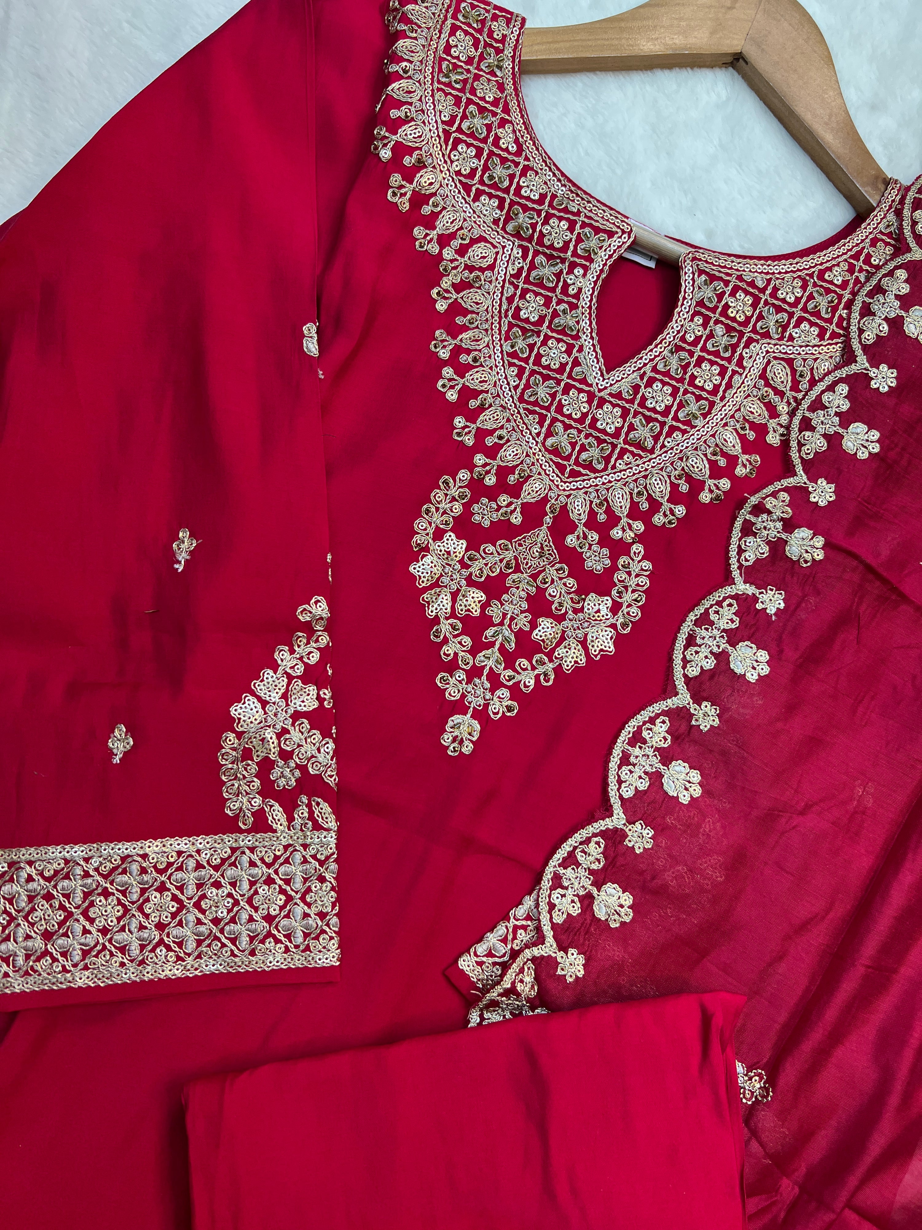 'Shagun' Muslin Hand Embroidered Pant Set - The Jaipur Studio