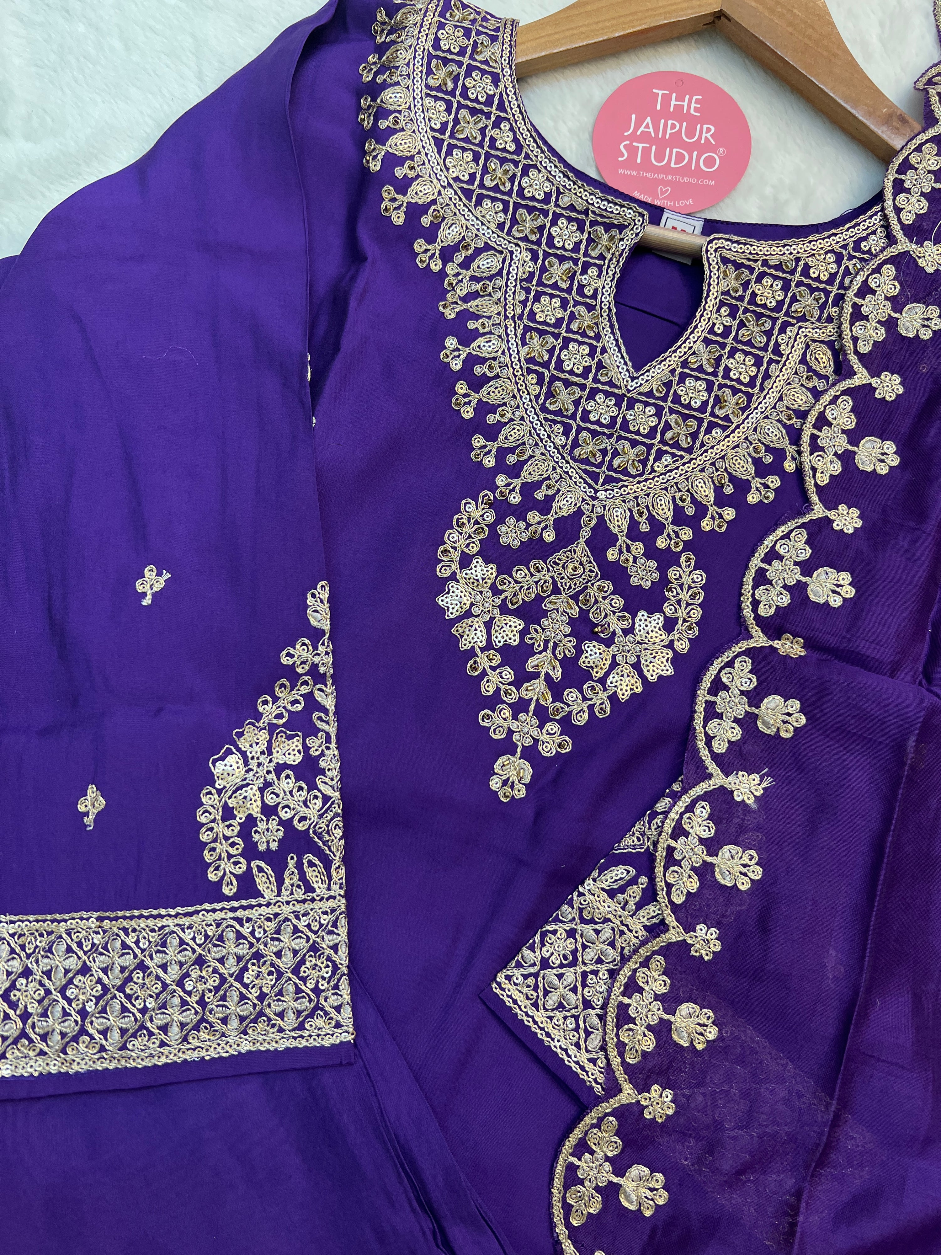 'Shagun' Muslin Hand Embroidered Pant Set - The Jaipur Studio