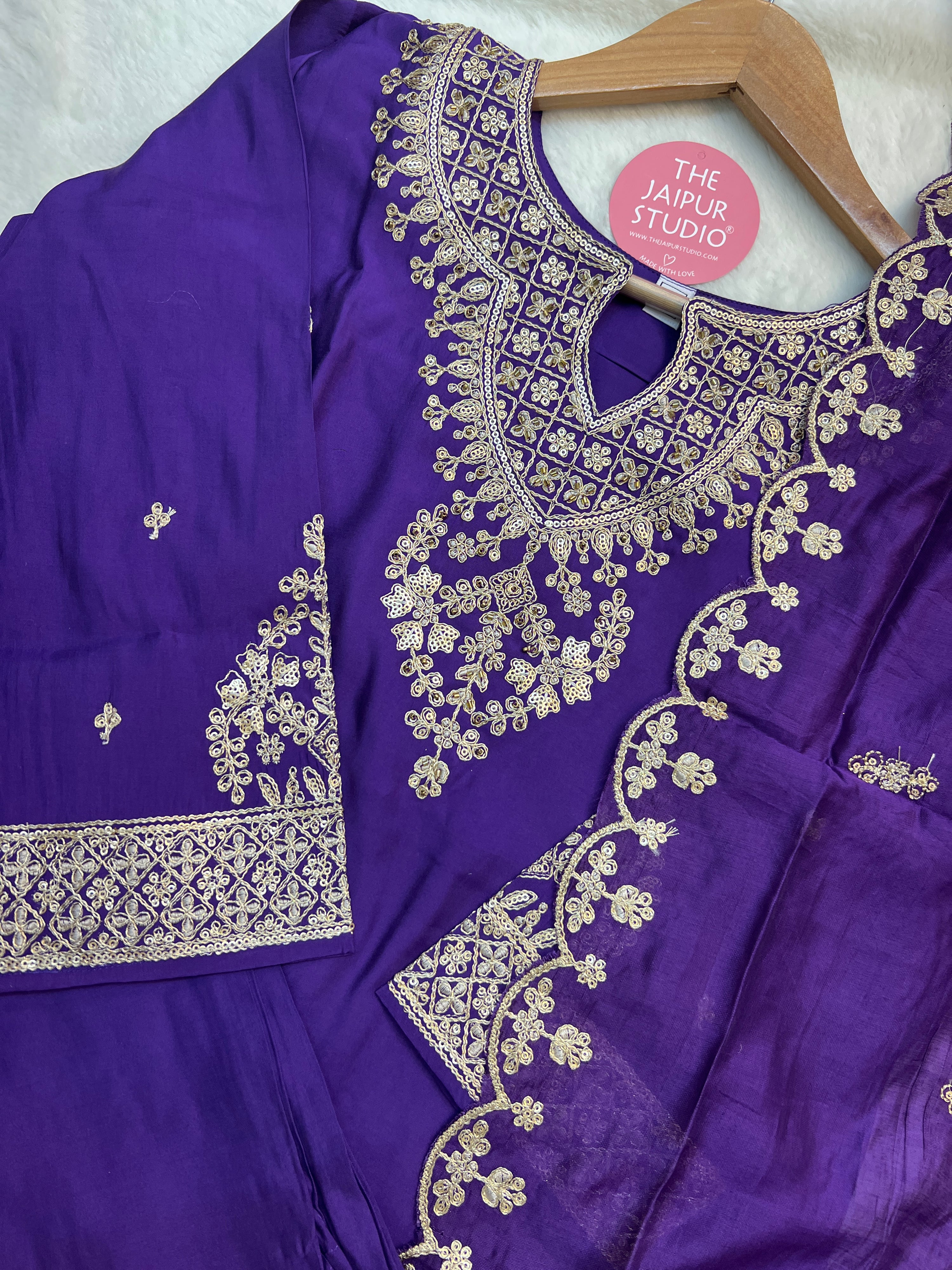 'Shagun' Muslin Hand Embroidered Pant Set - The Jaipur Studio
