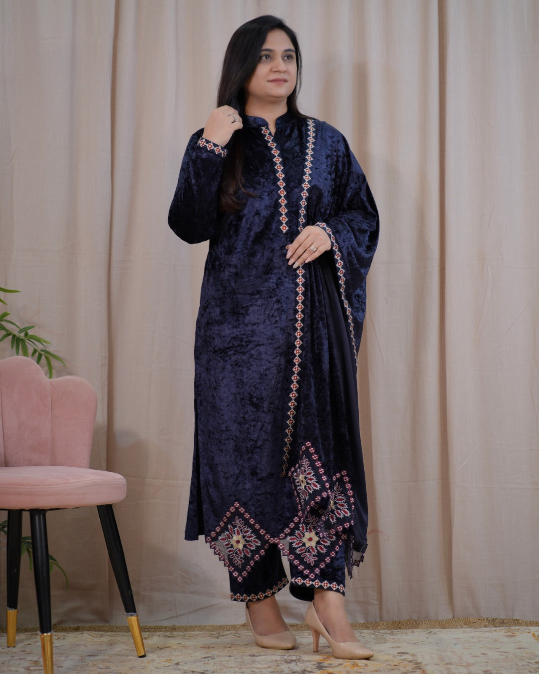 Ayesha Velvet Embroidered Dupatta Set - The Jaipur Studio