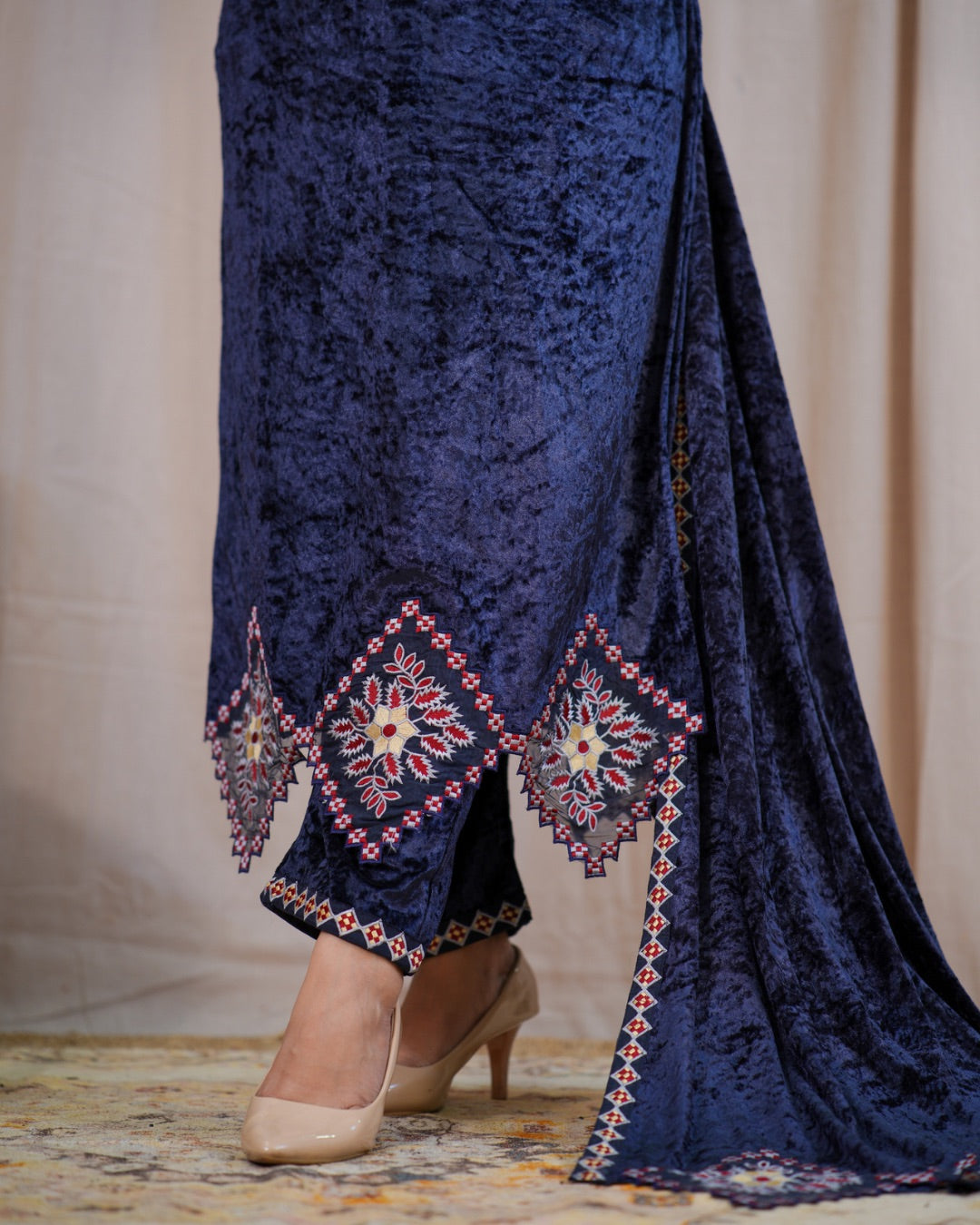 Ayesha Velvet Embroidered Dupatta Set - The Jaipur Studio