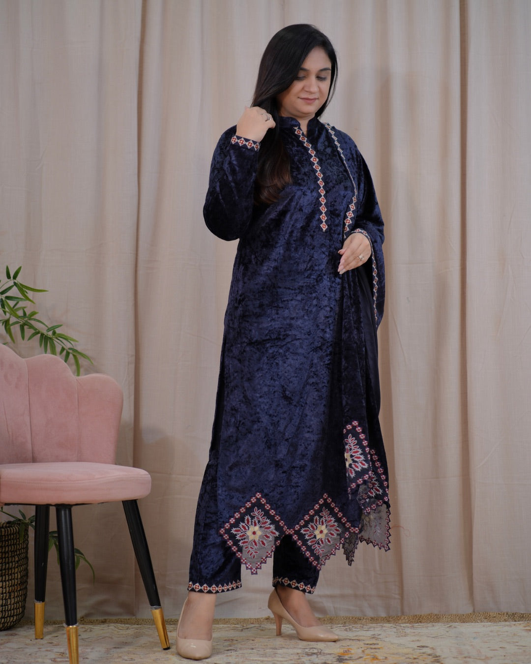 Ayesha Velvet Embroidered Dupatta Set - The Jaipur Studio