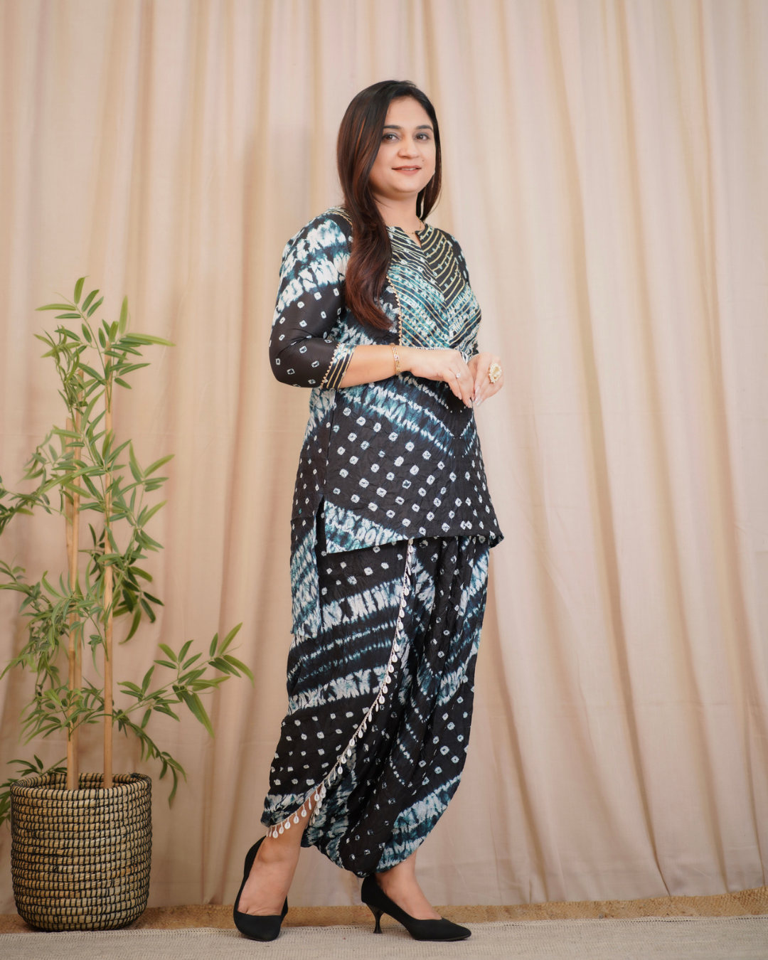 Tie and dye Muslin dhoti set - The Jaipur Studio
