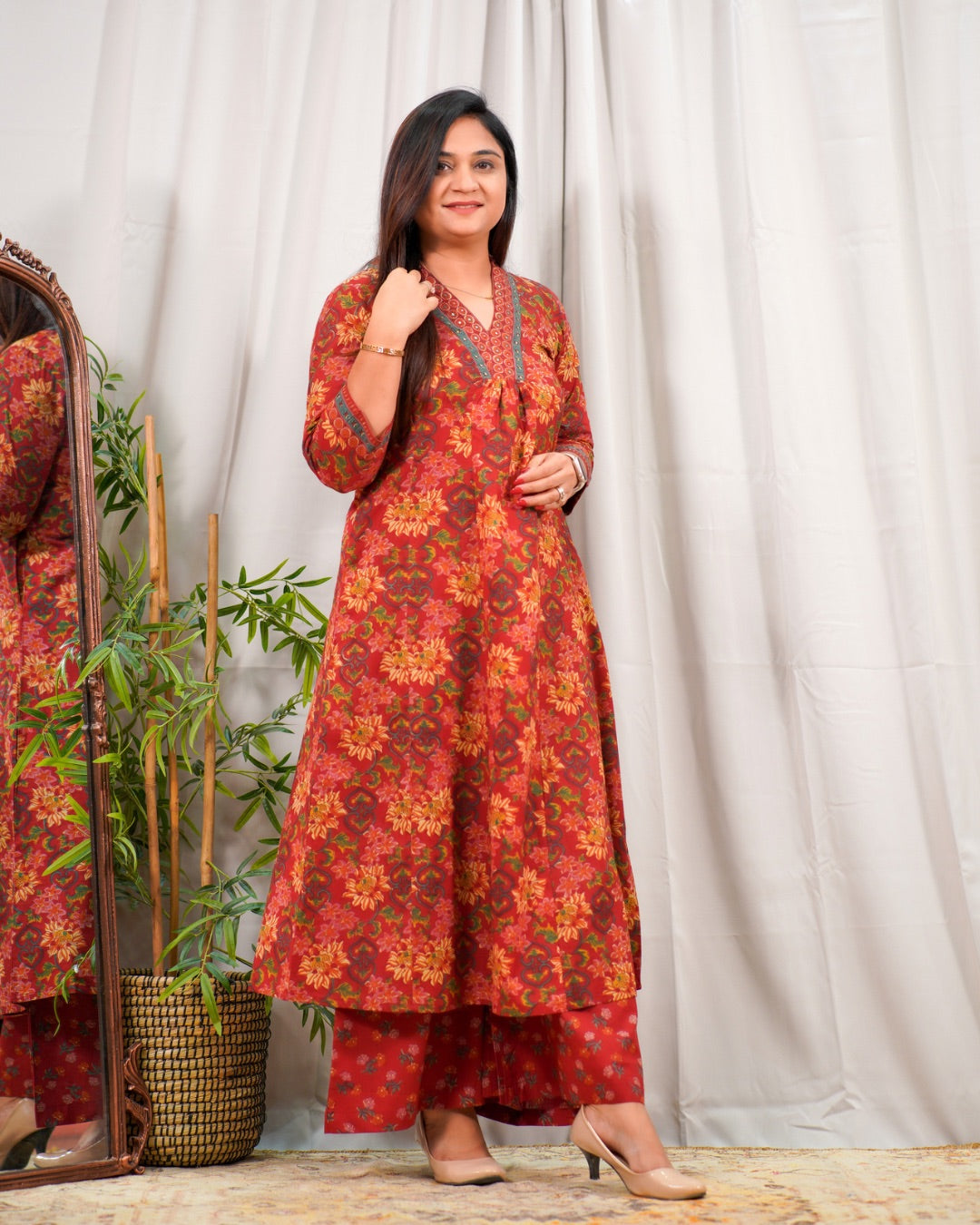 Floral A-line Divider Set with Pocket - The Jaipur Studio