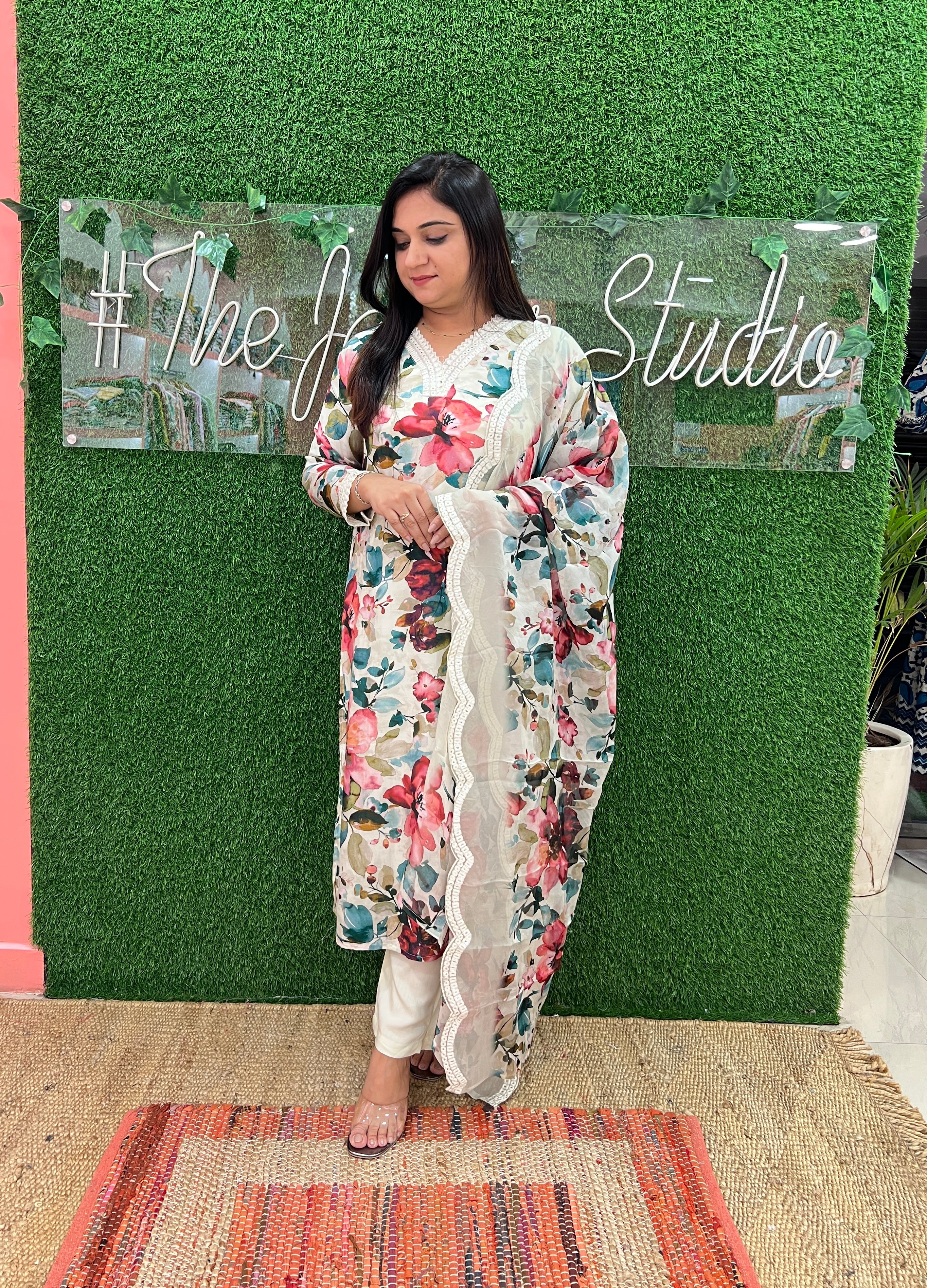 Handbrush Digital Print Organza pant Set - The Jaipur Studio