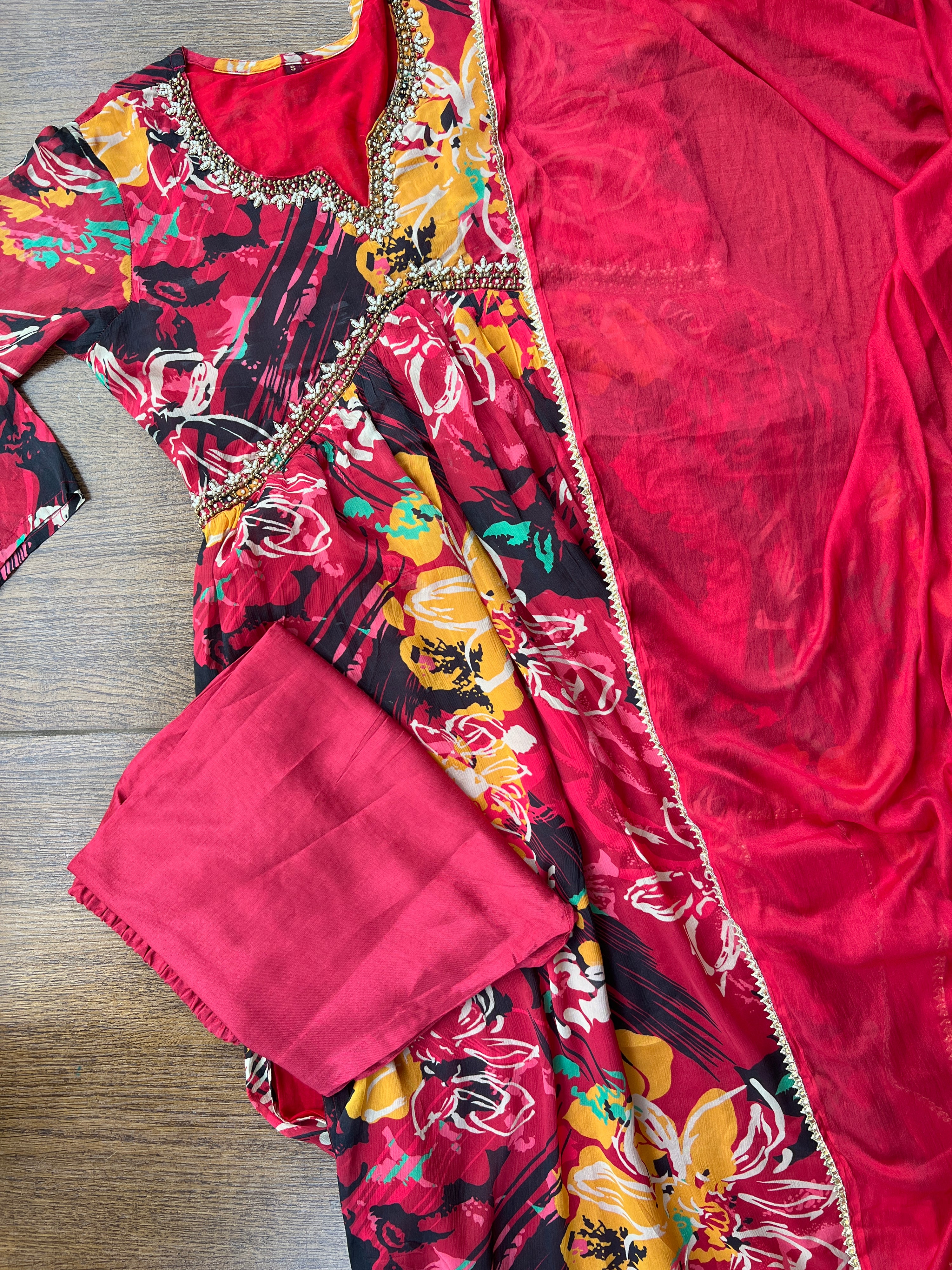 Ruhi Alia Neck Suit Set with Dupatta - The Jaipur Studio