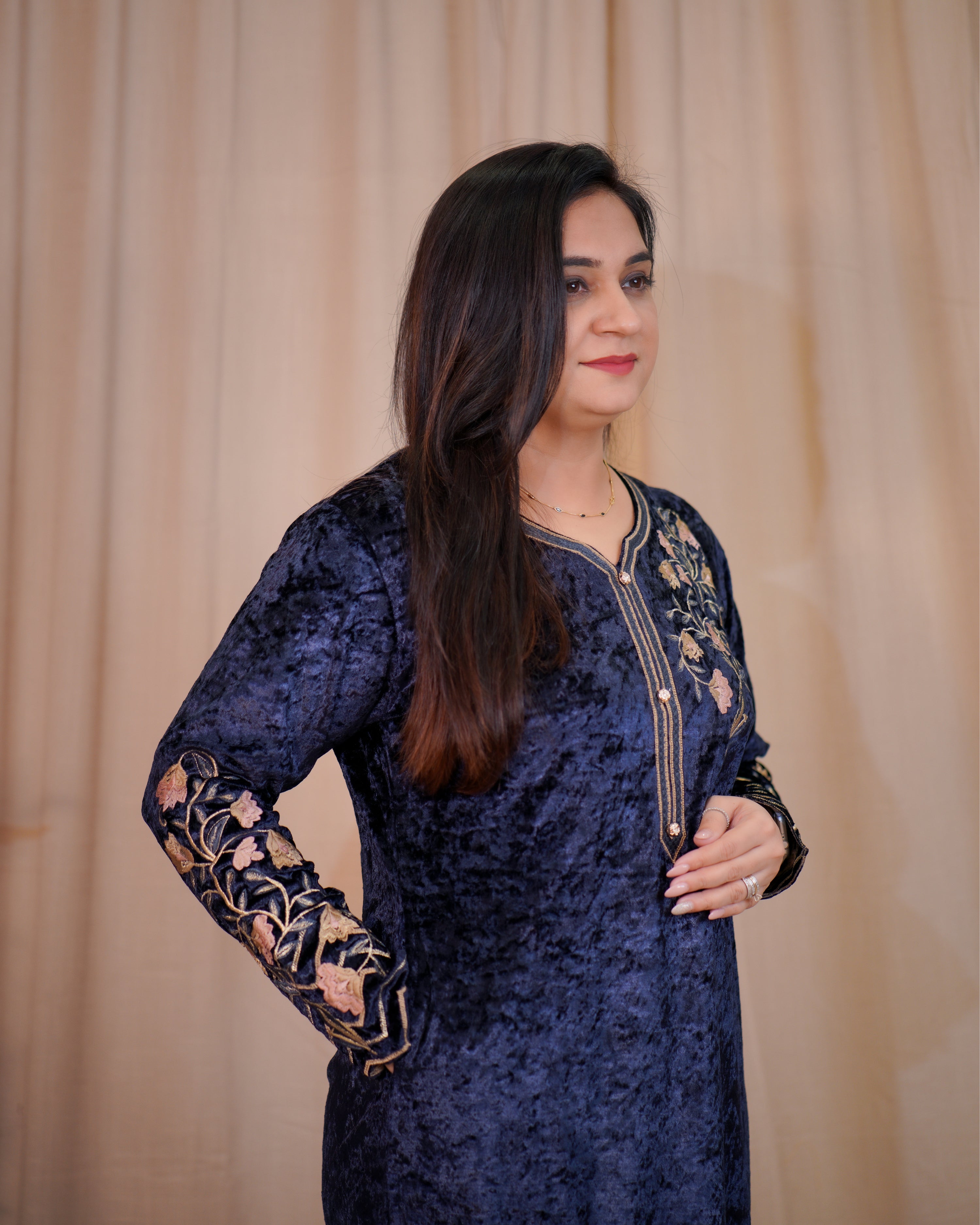 Premium Velvet Embroidered Dupatta Set - The Jaipur Studio
