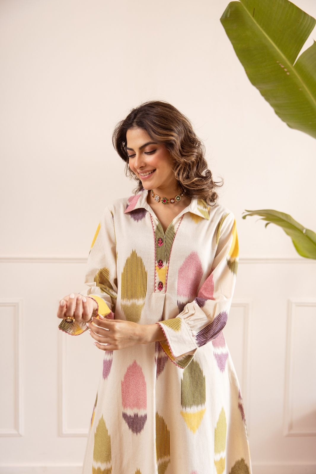 Hania Offwhite MultiColor Ikkat A-line Kurta Set