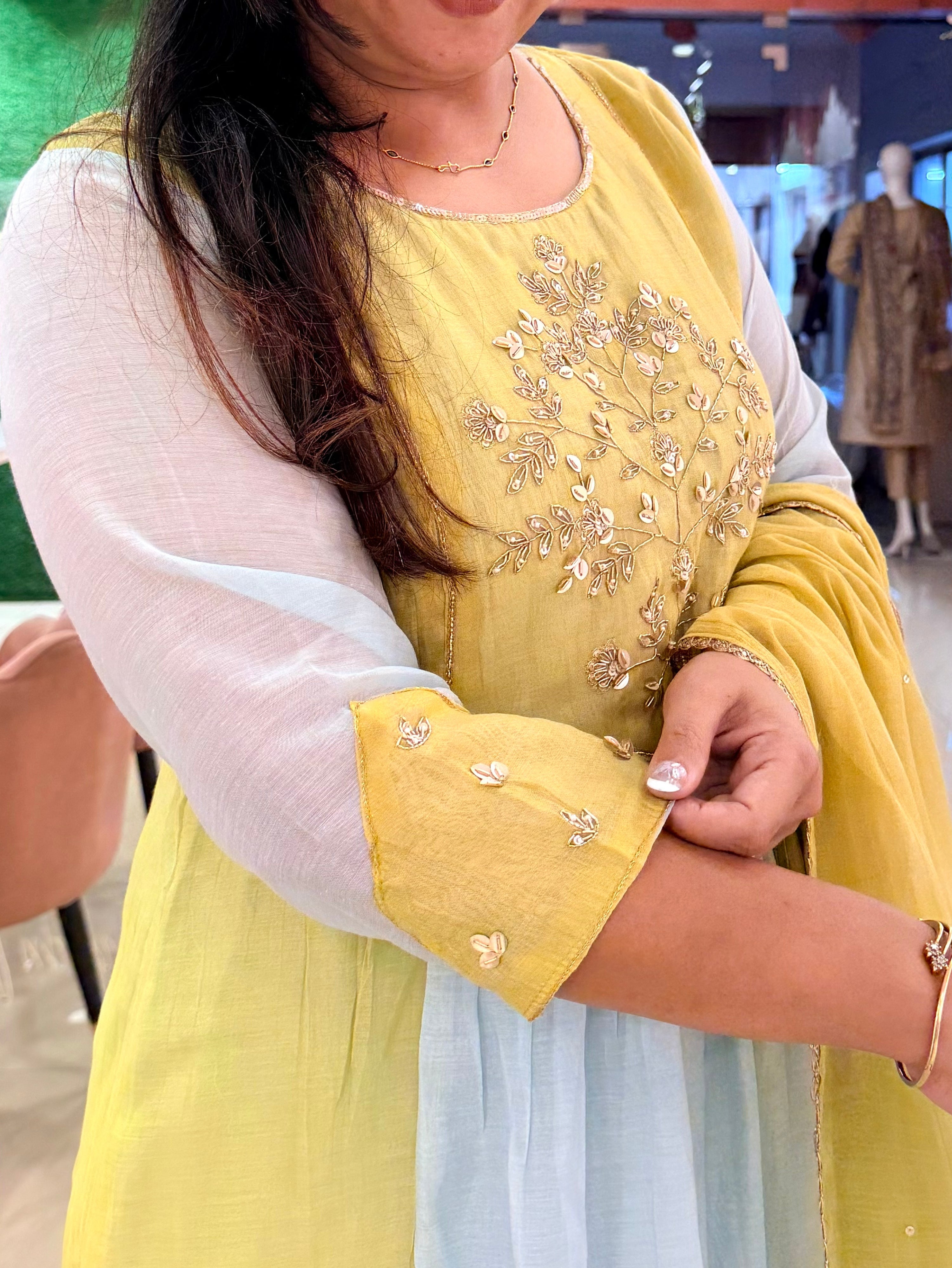 Vareeha Mul Chanderi HandEmbroidered A-line Dupatta Set