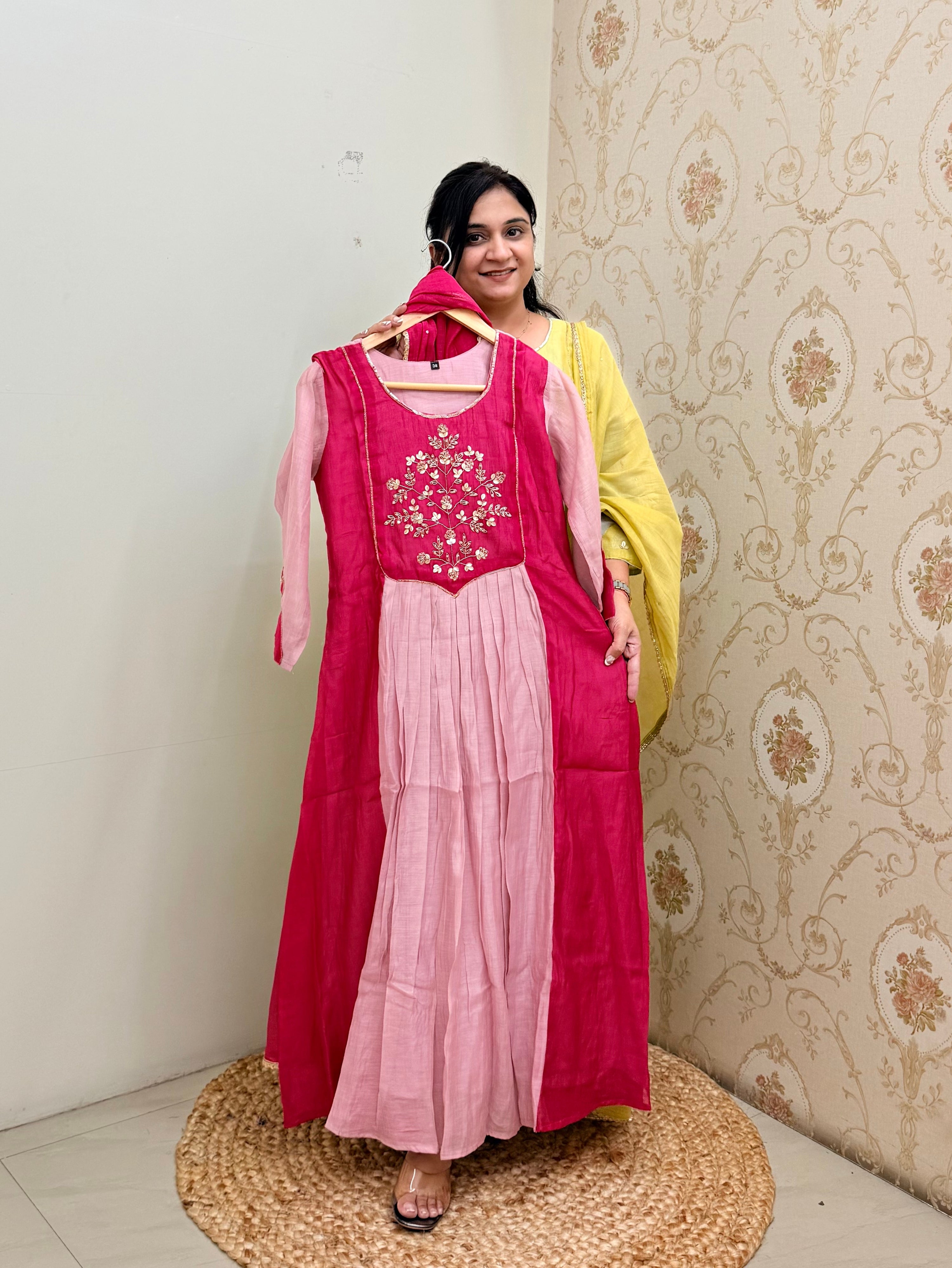Vareeha Mul Chanderi HandEmbroidered A-line Dupatta Set