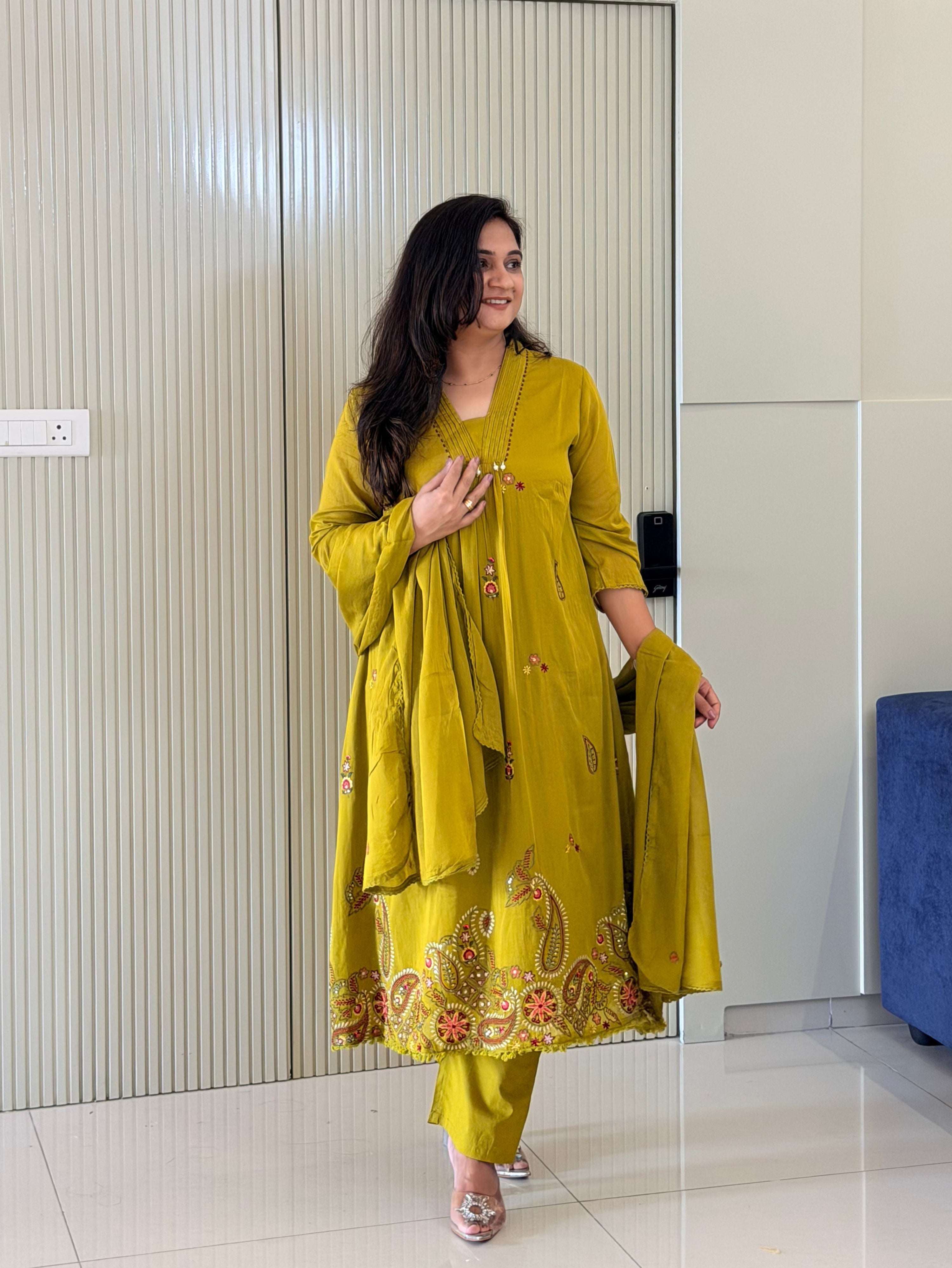 Samya Green Mul Cotton HandEmbroidered A-line Dupatta Set