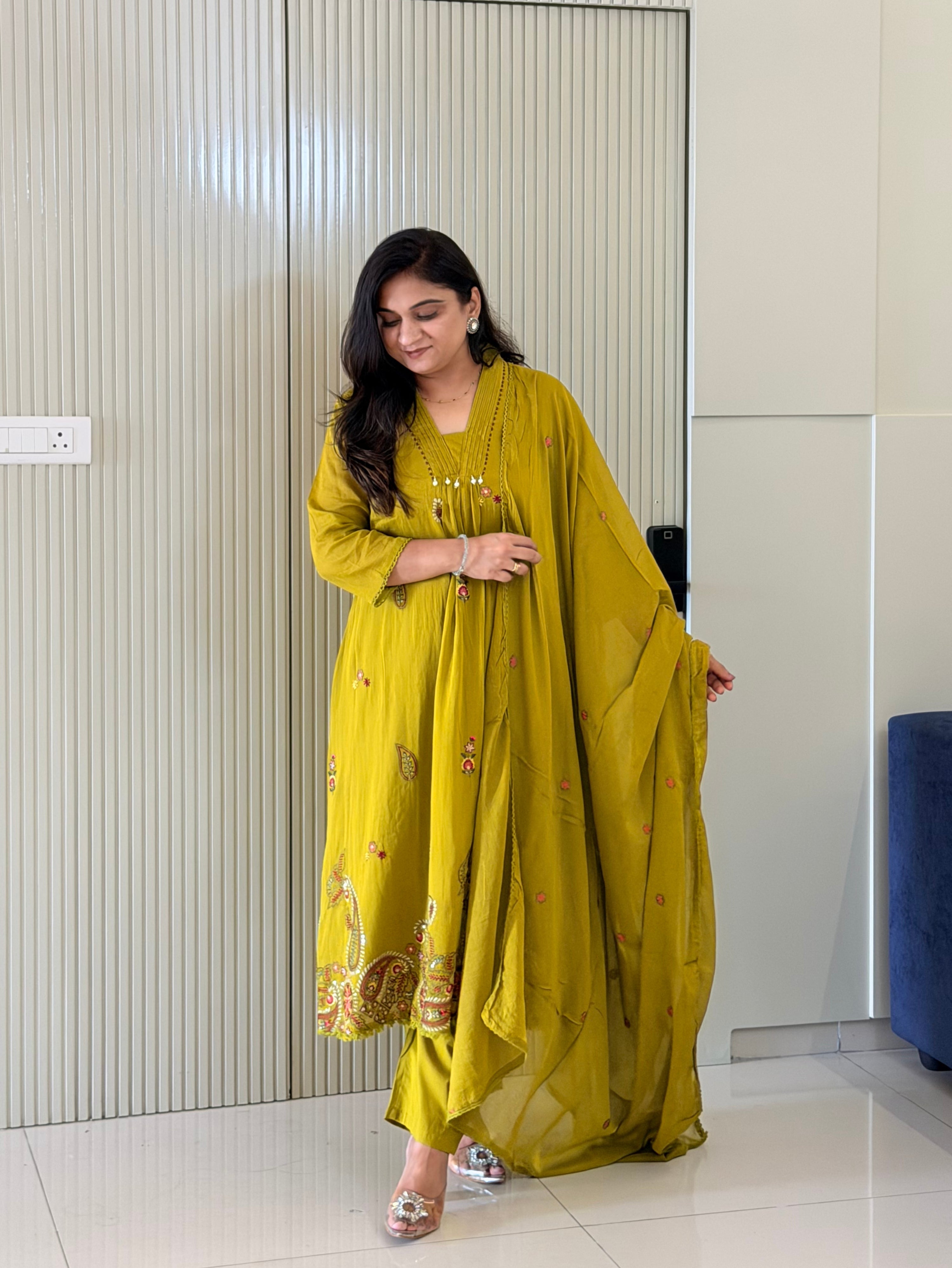 Samya Green Mul Cotton HandEmbroidered A-line Dupatta Set