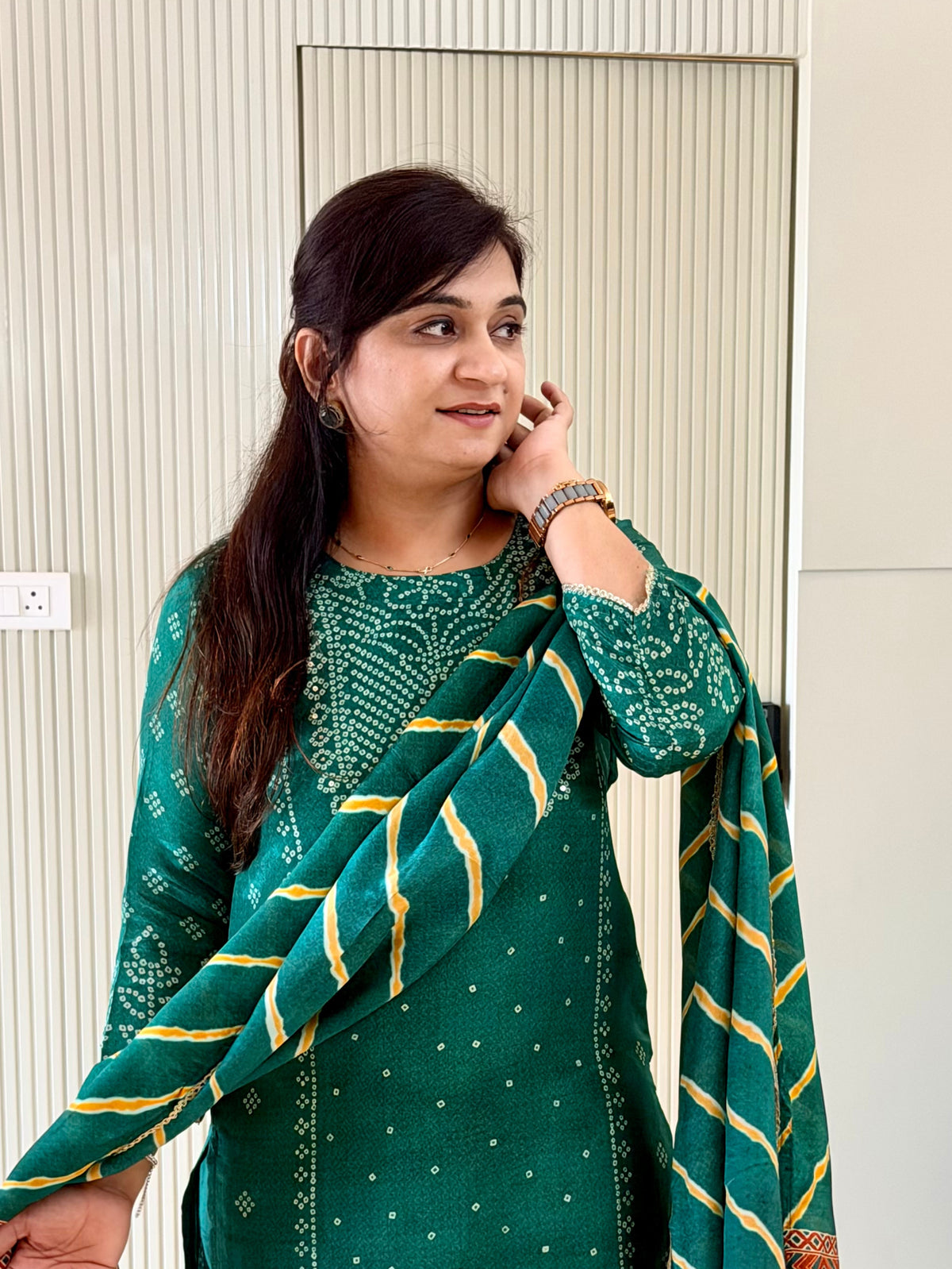 Jalsa Green Crepe Bandhani Embroidered Dupatta Set