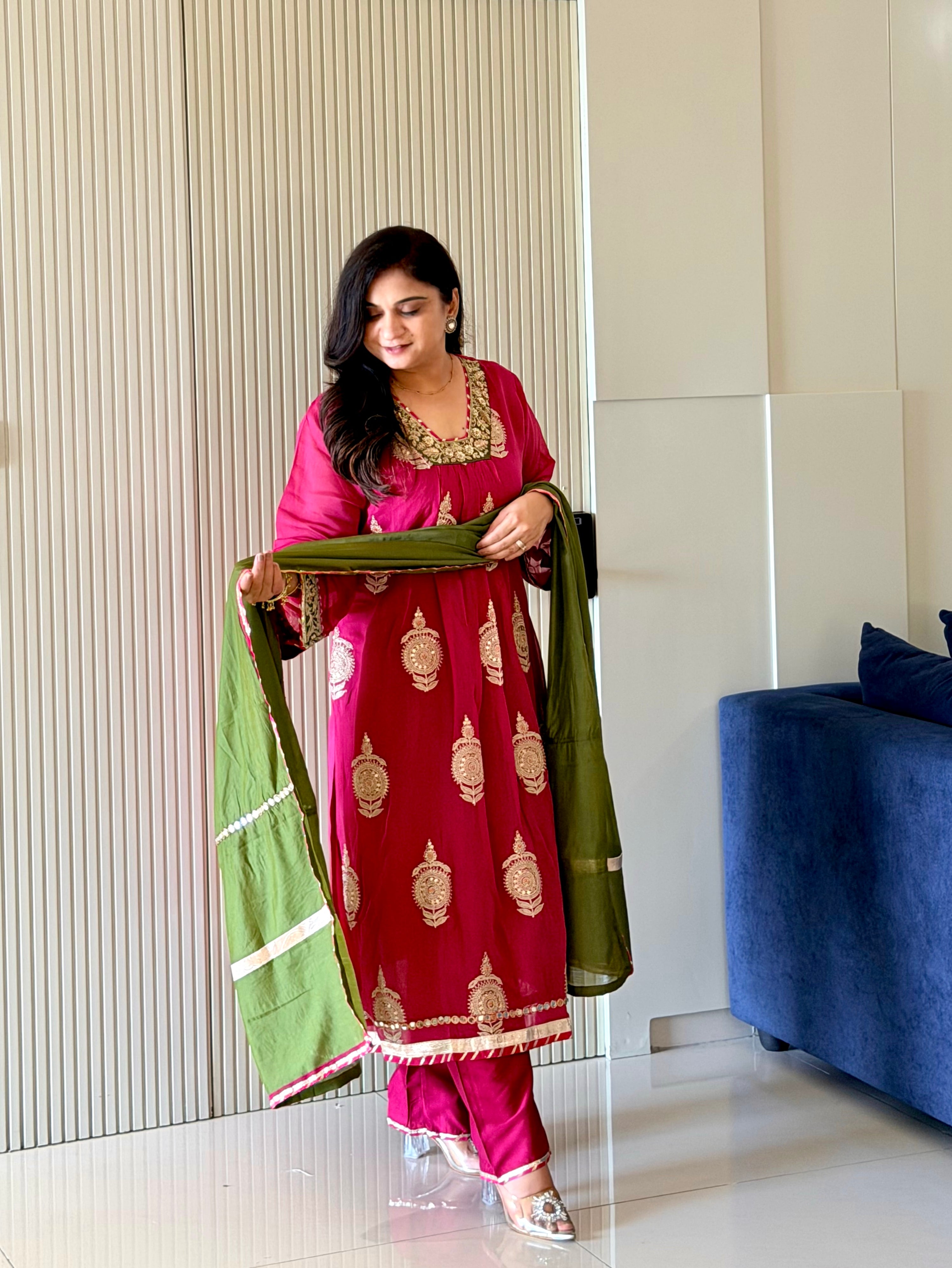 Suhani Pink Mul Chanderi Embroidered A-line Dupatta Set