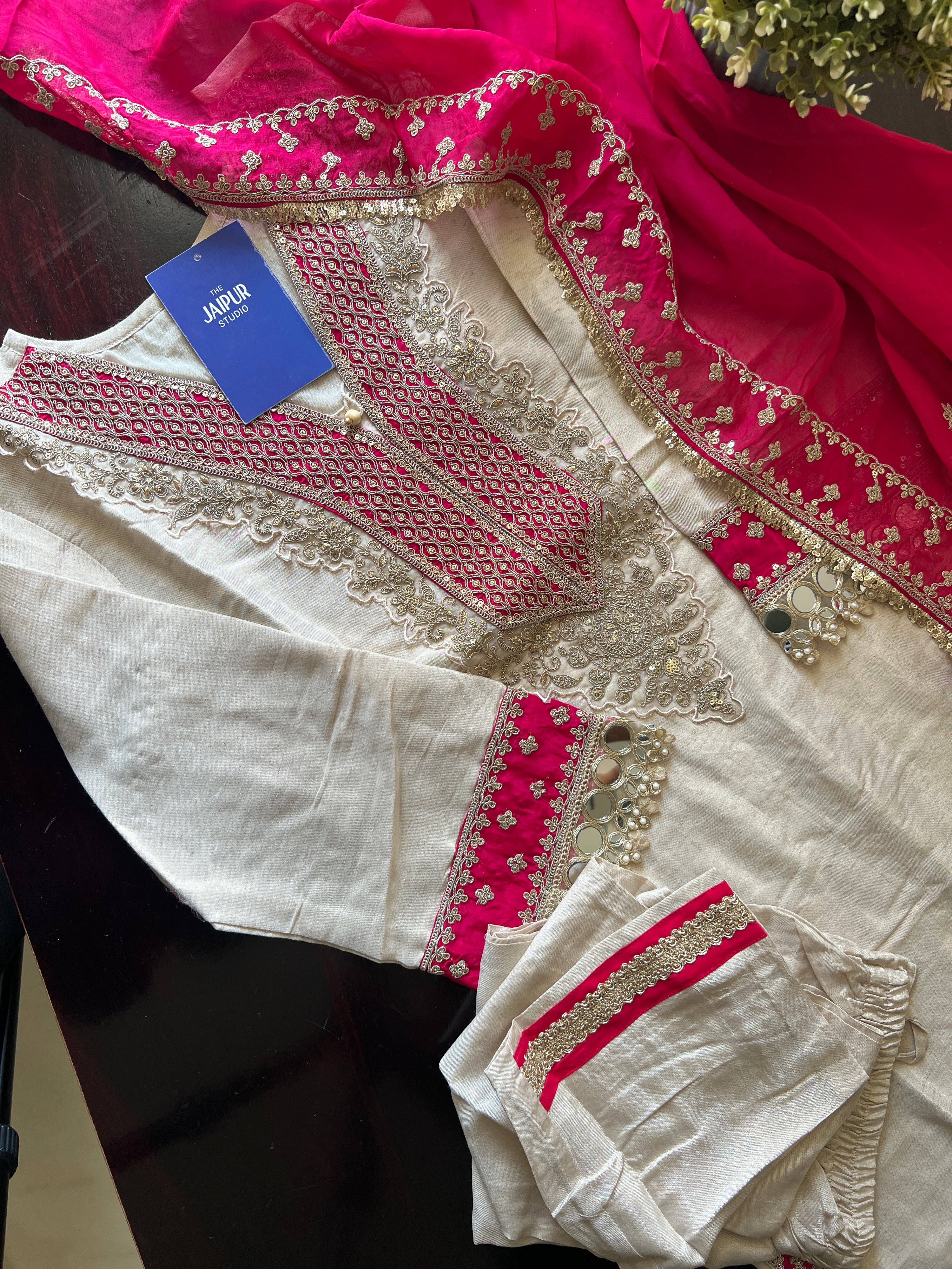 Pranjal Silk Festive HandEmbroidered Pant Set