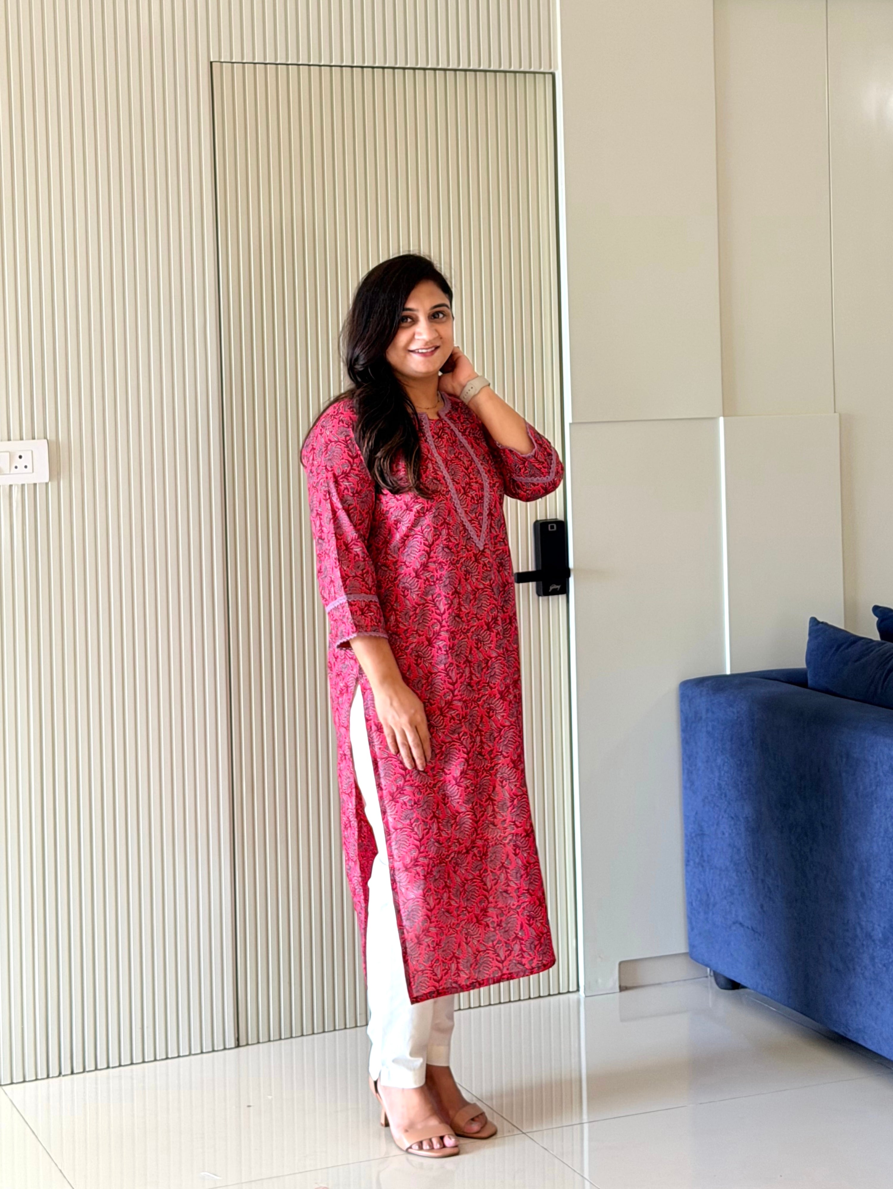 Fariha Pink Cotton Floral Casual Straight Kurta