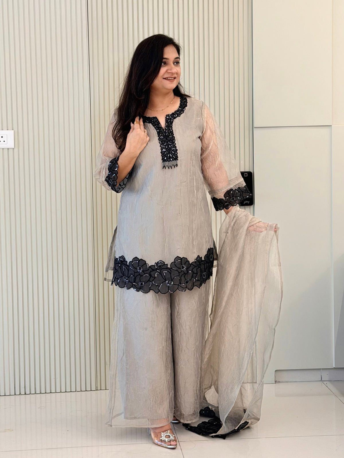 Aayat Grey Shimmer Tissue Applique HandEmbroidered Dupatta Set