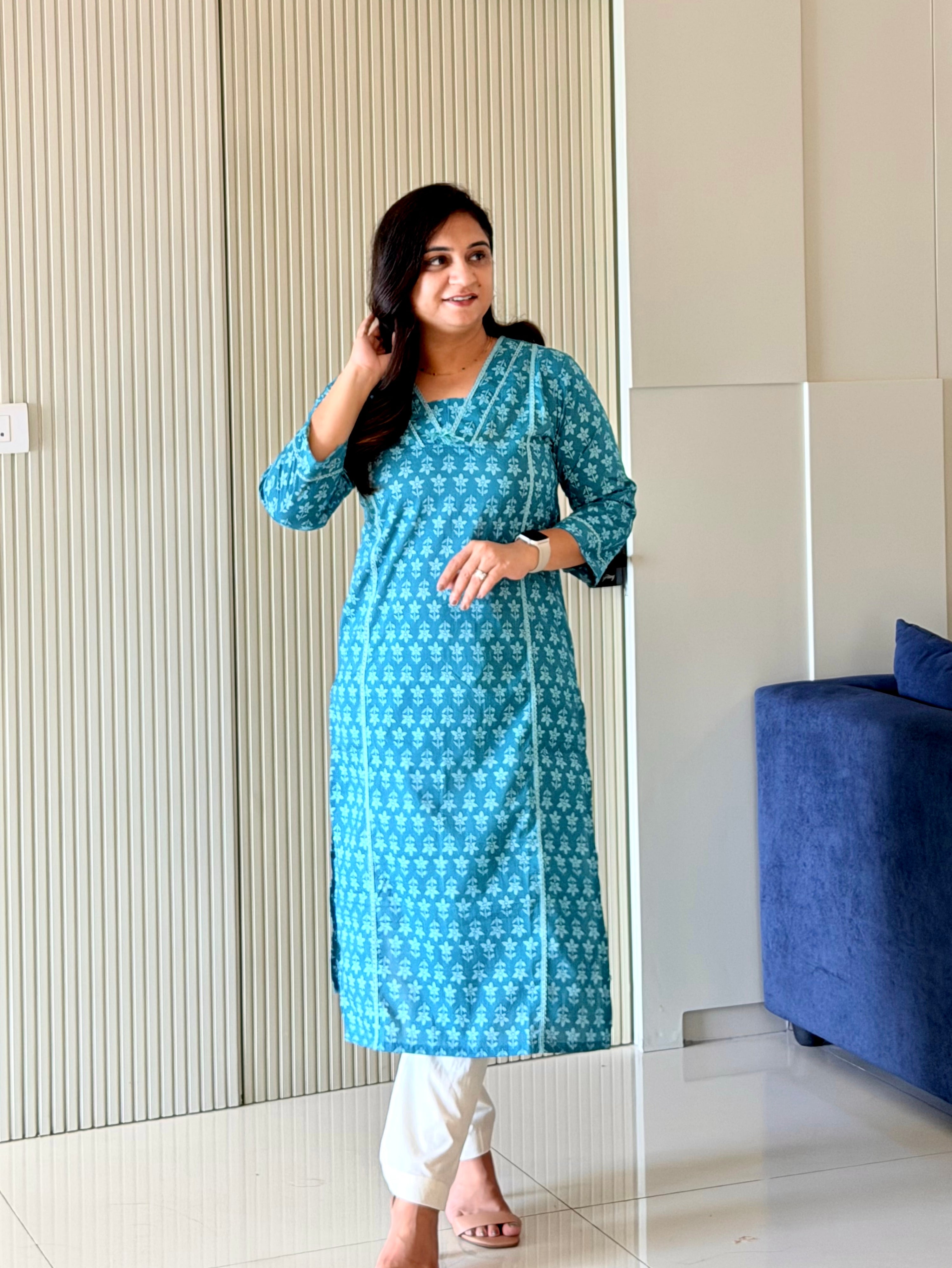Fariha Blue Cotton Floral Casual Straight Kurta