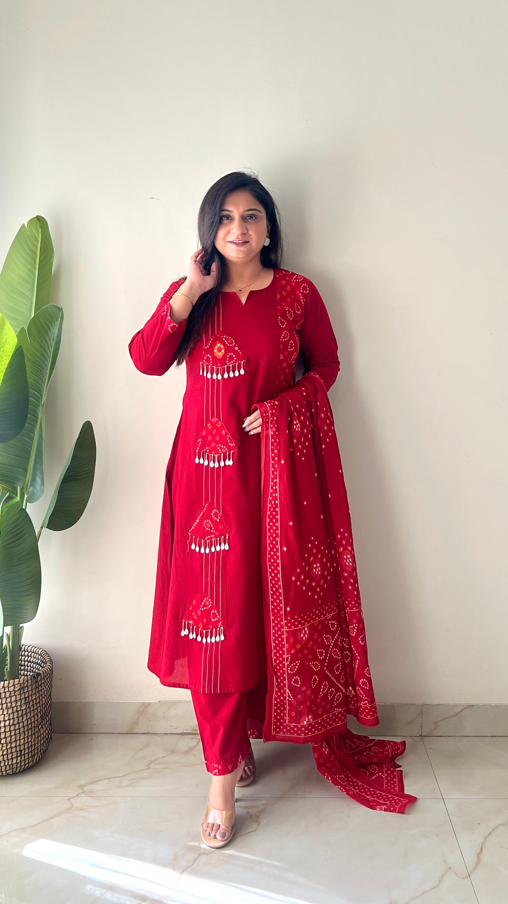 Raha MulCotton Bandhani Hand Detailed Pant Set