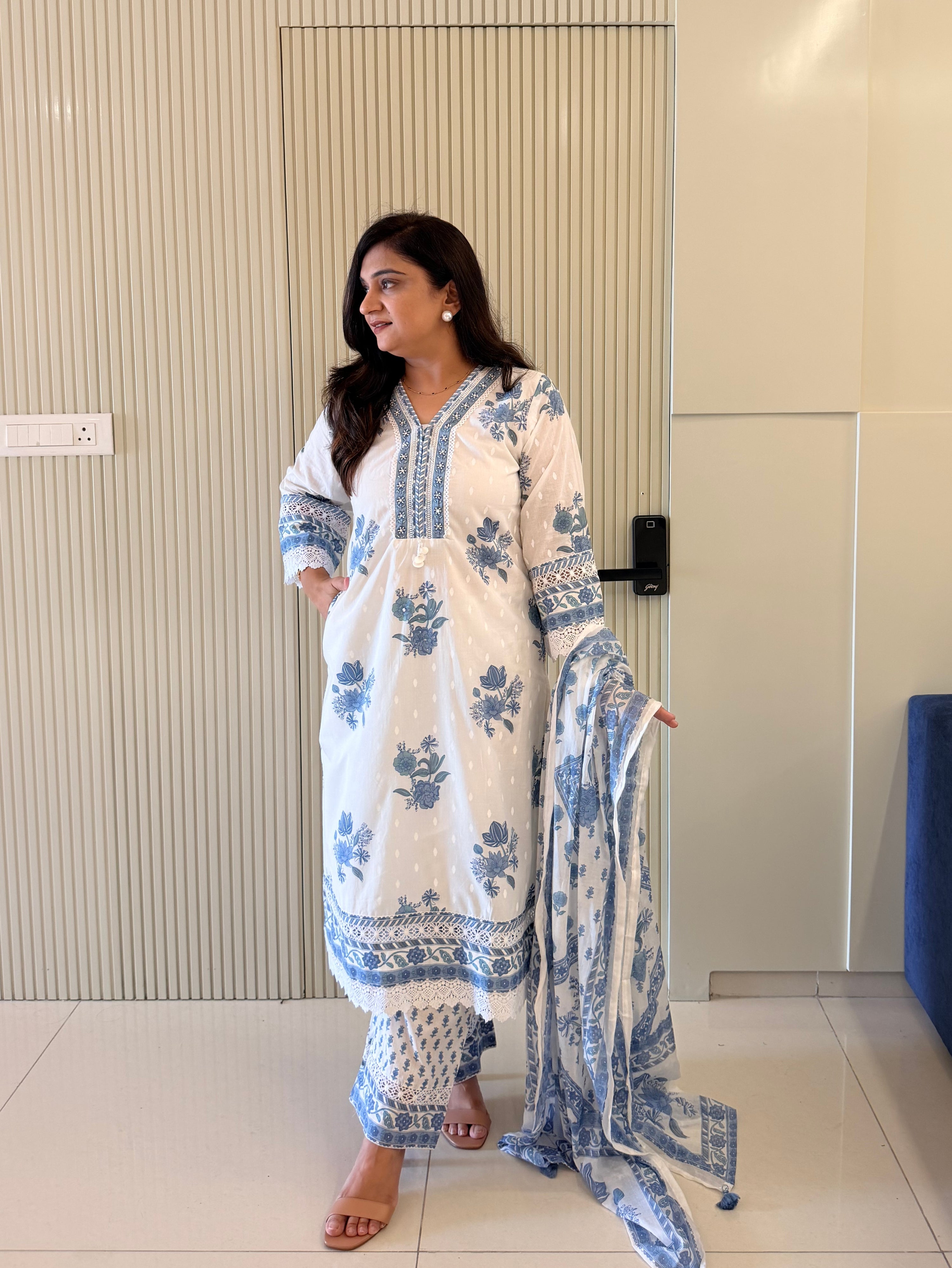 Nargis Premium Cotton HandEmbroidered Straight Dupatta Set