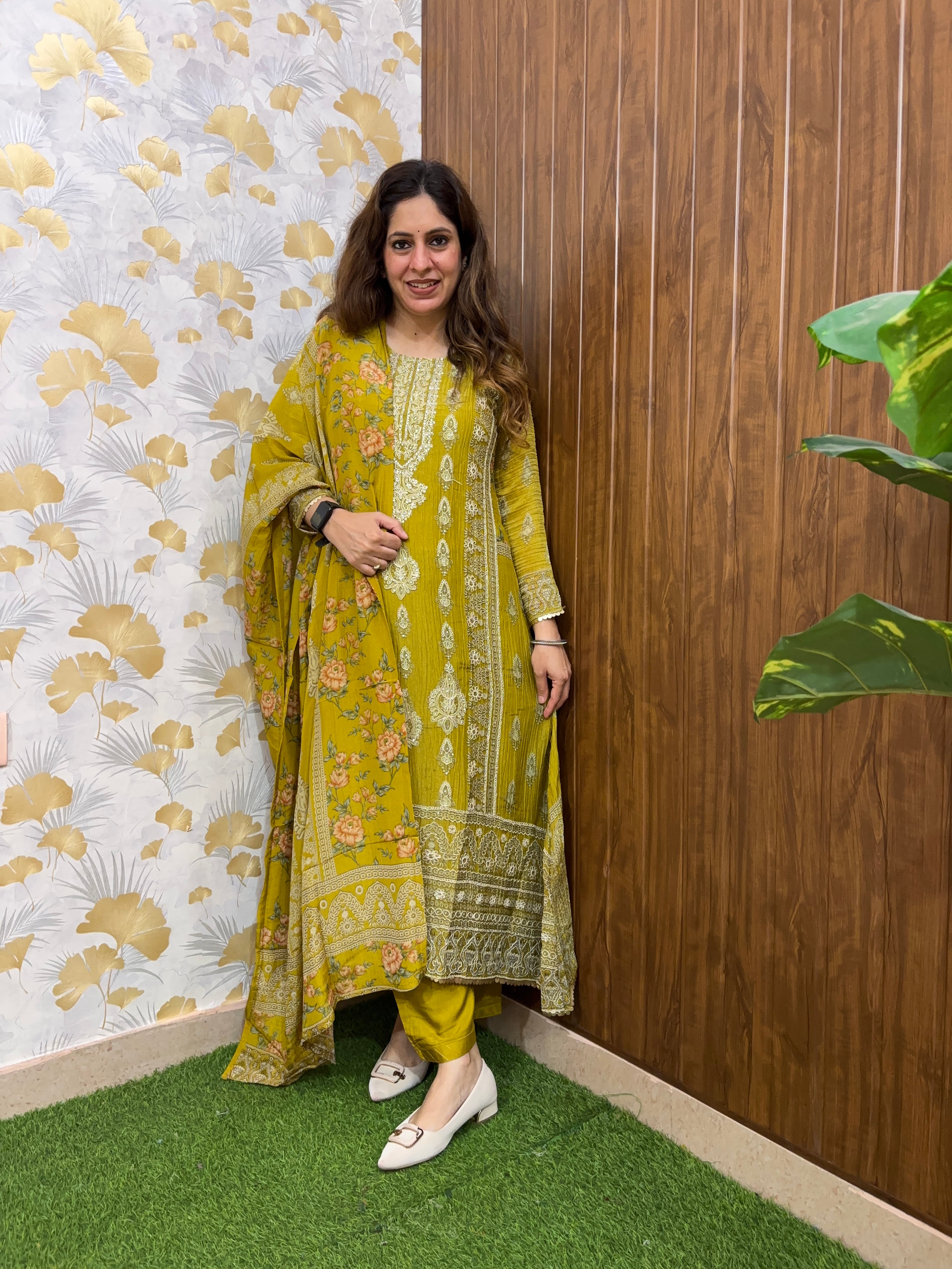 Nida Asymmetric Shimmer Tissue  Embroidered Pant Set