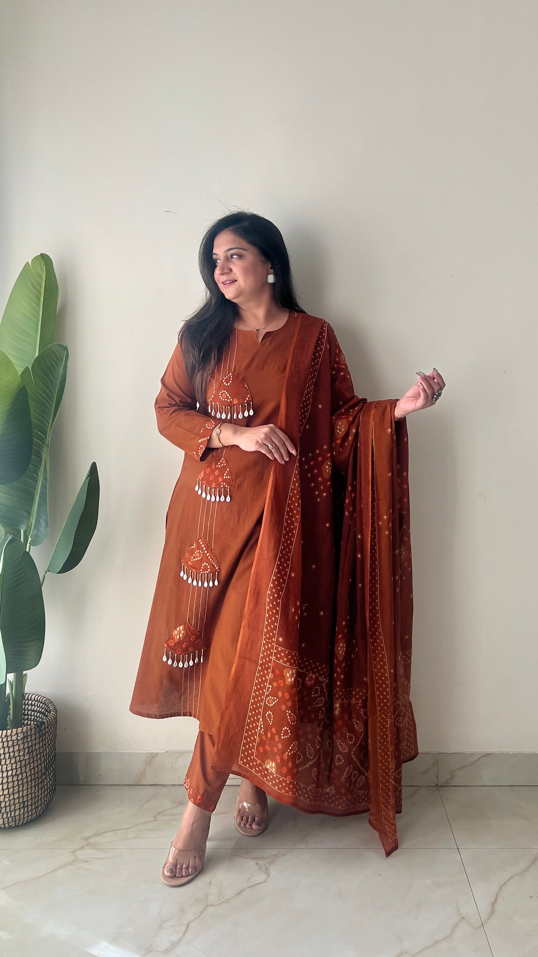 Raha MulCotton Bandhani Hand Detailed Pant Set